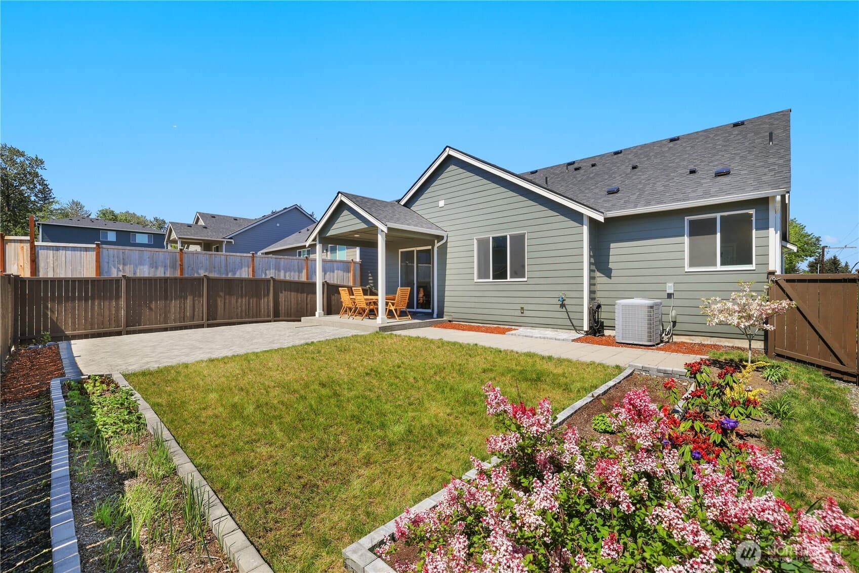 Property photo 33