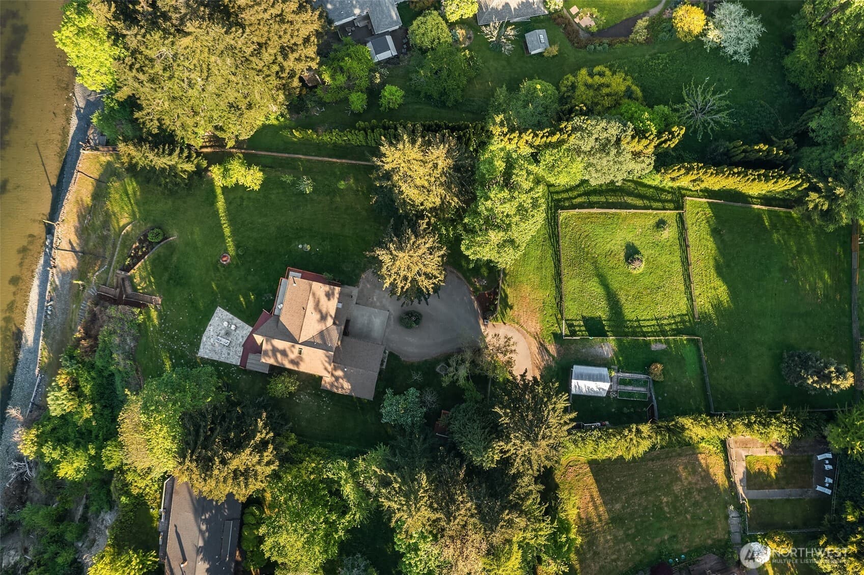 Property photo 31