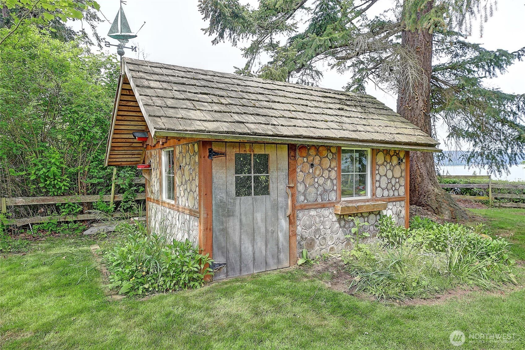 Property photo 28