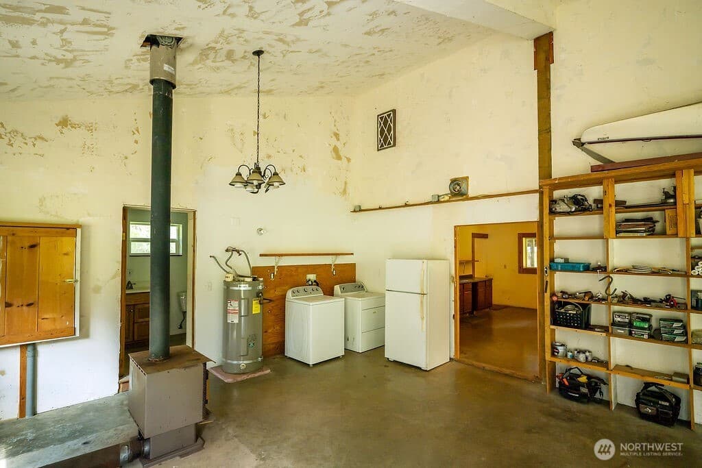 Property photo 38