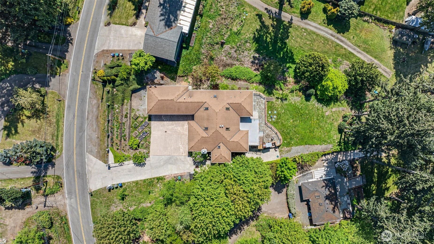 Property photo 35