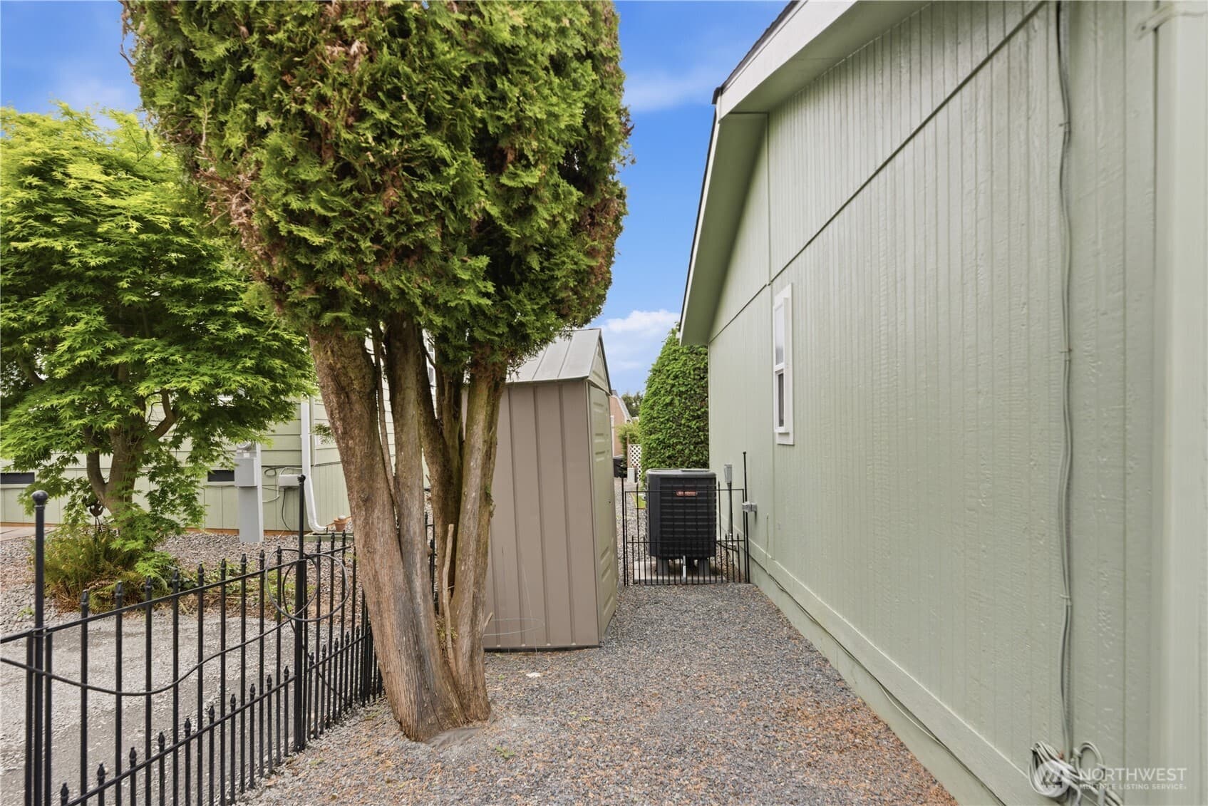Property photo 28