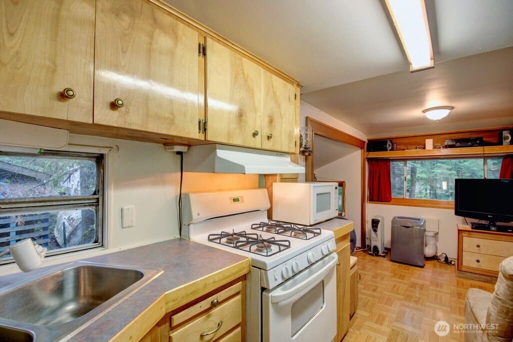 Property photo 24