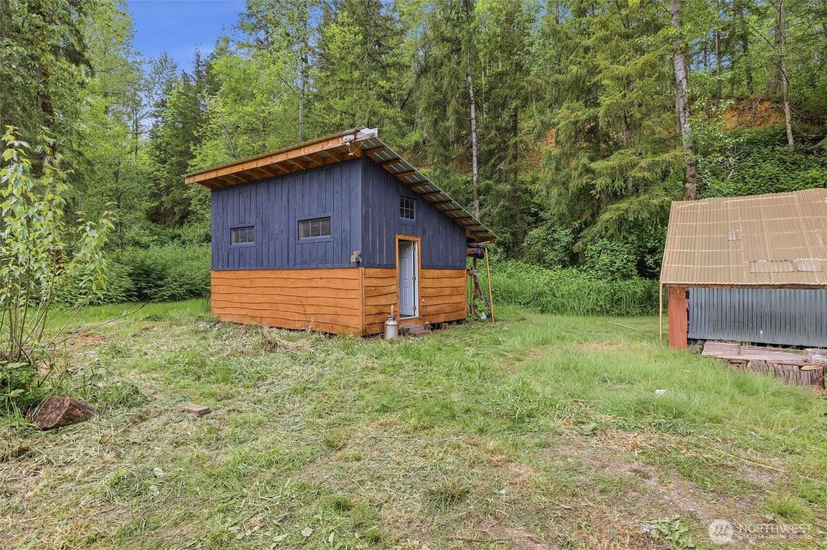 Property photo 33