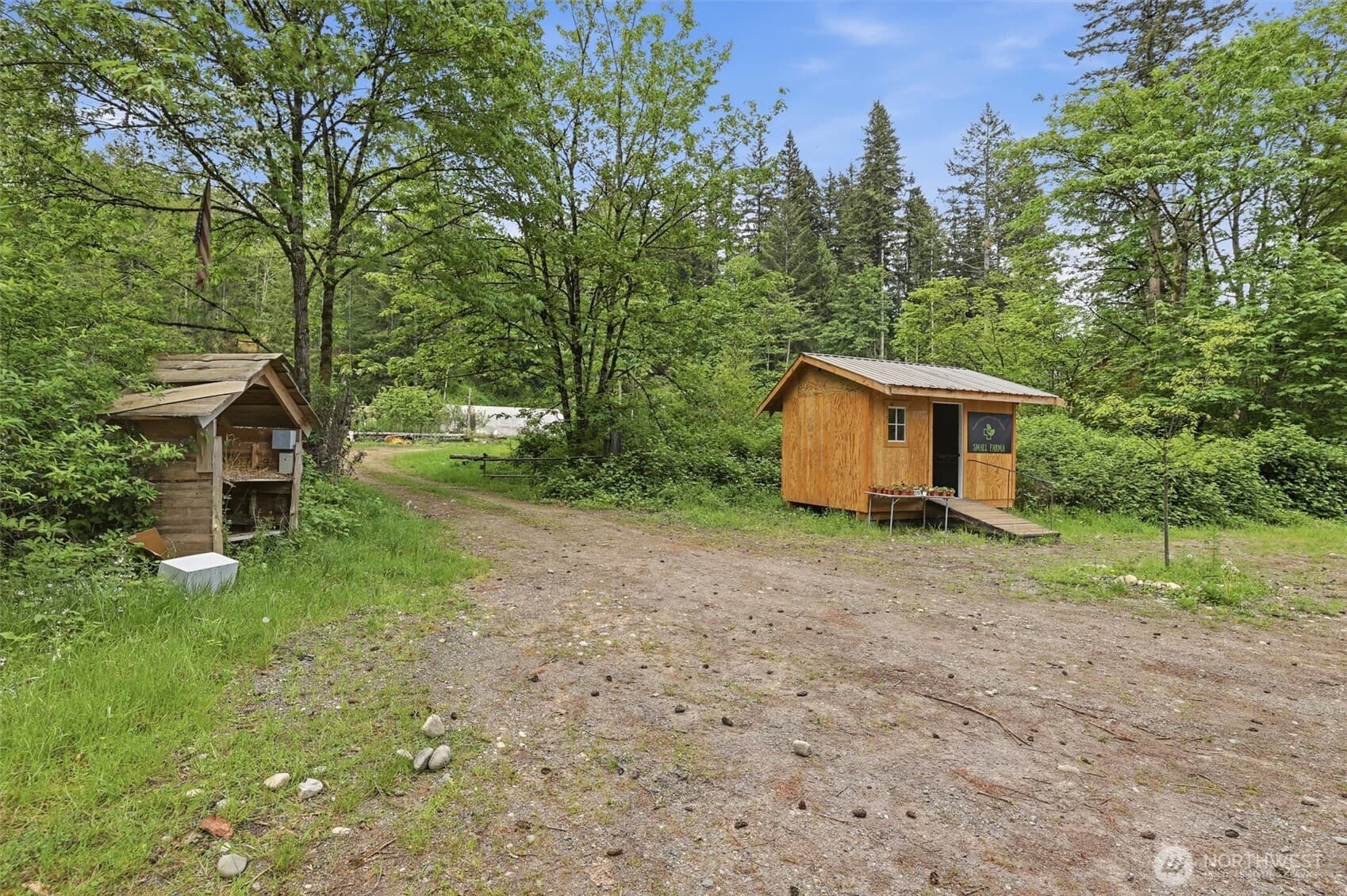 Property photo 35