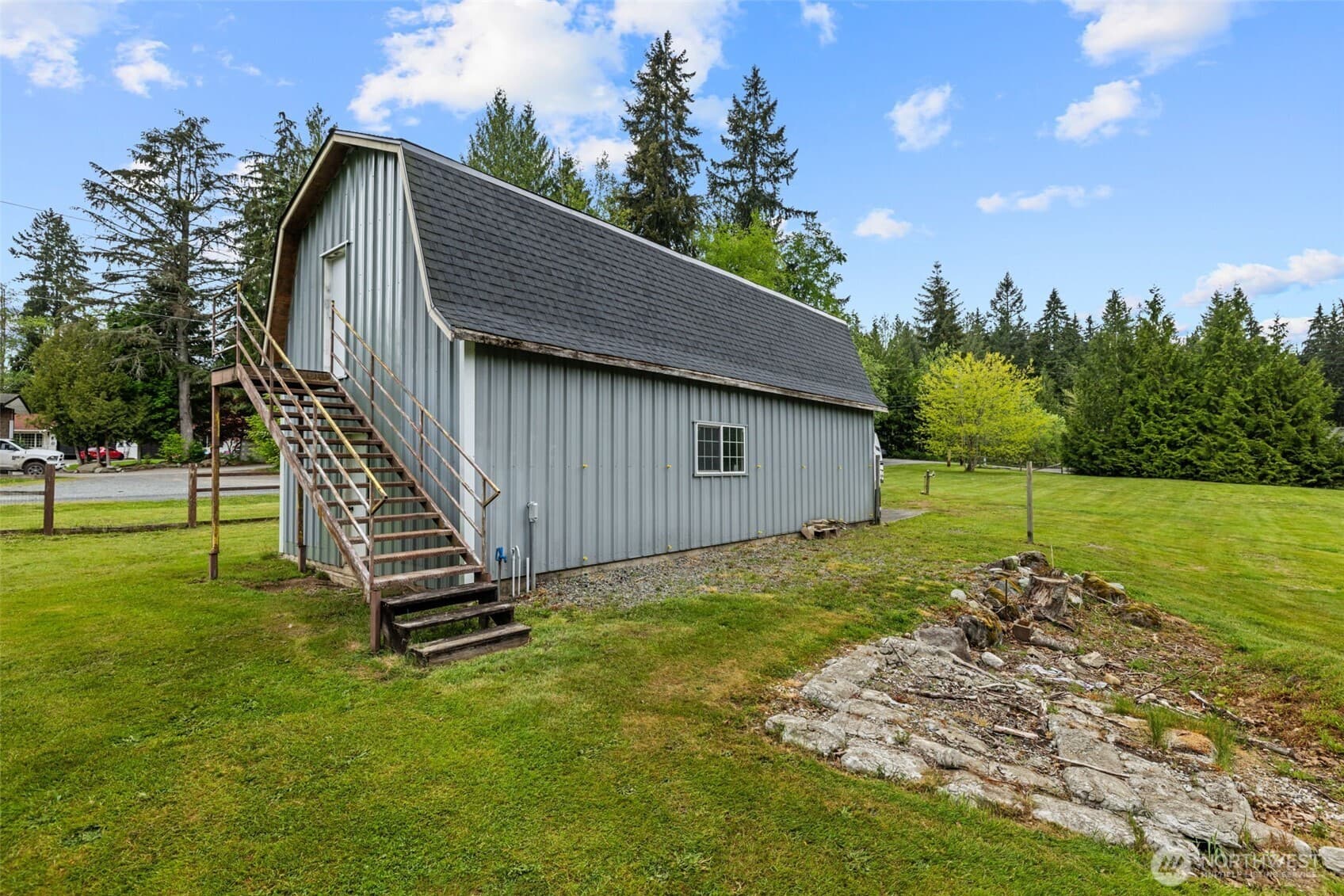 Property photo 35
