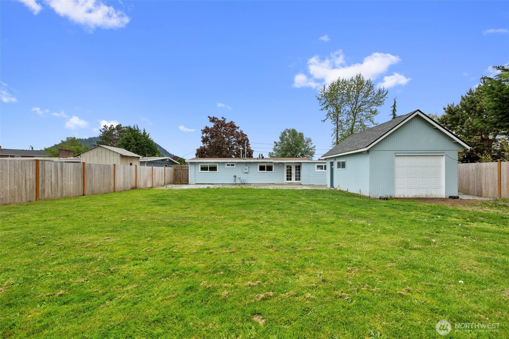 Property photo 35