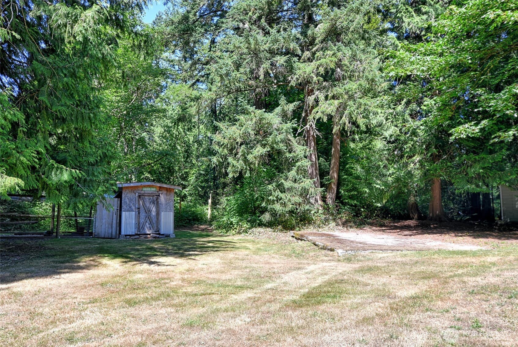 Property photo 35