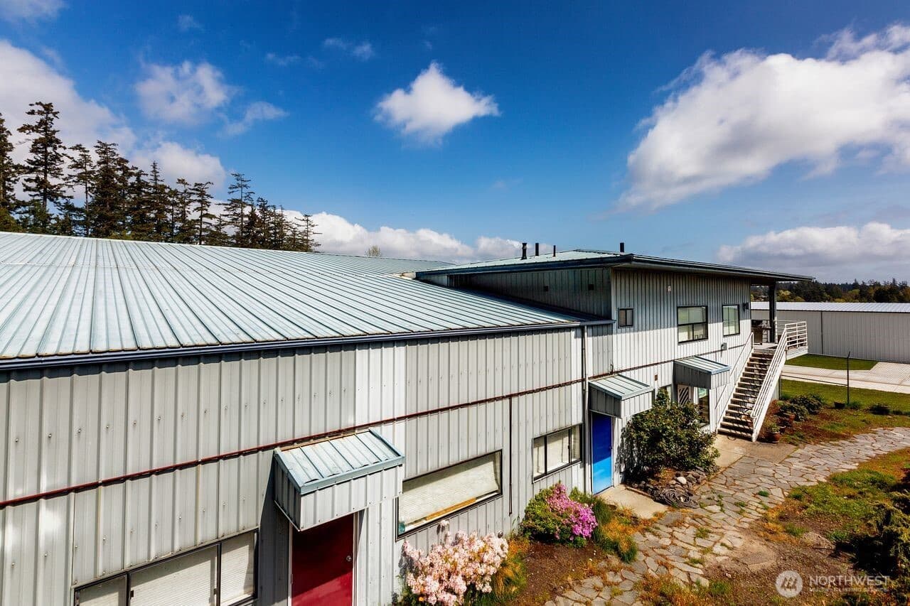 Property photo 32