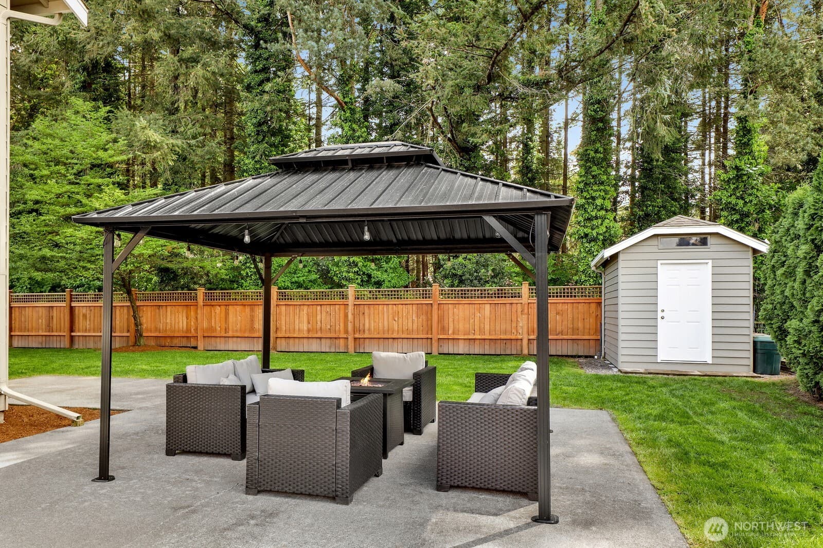 Property photo 37