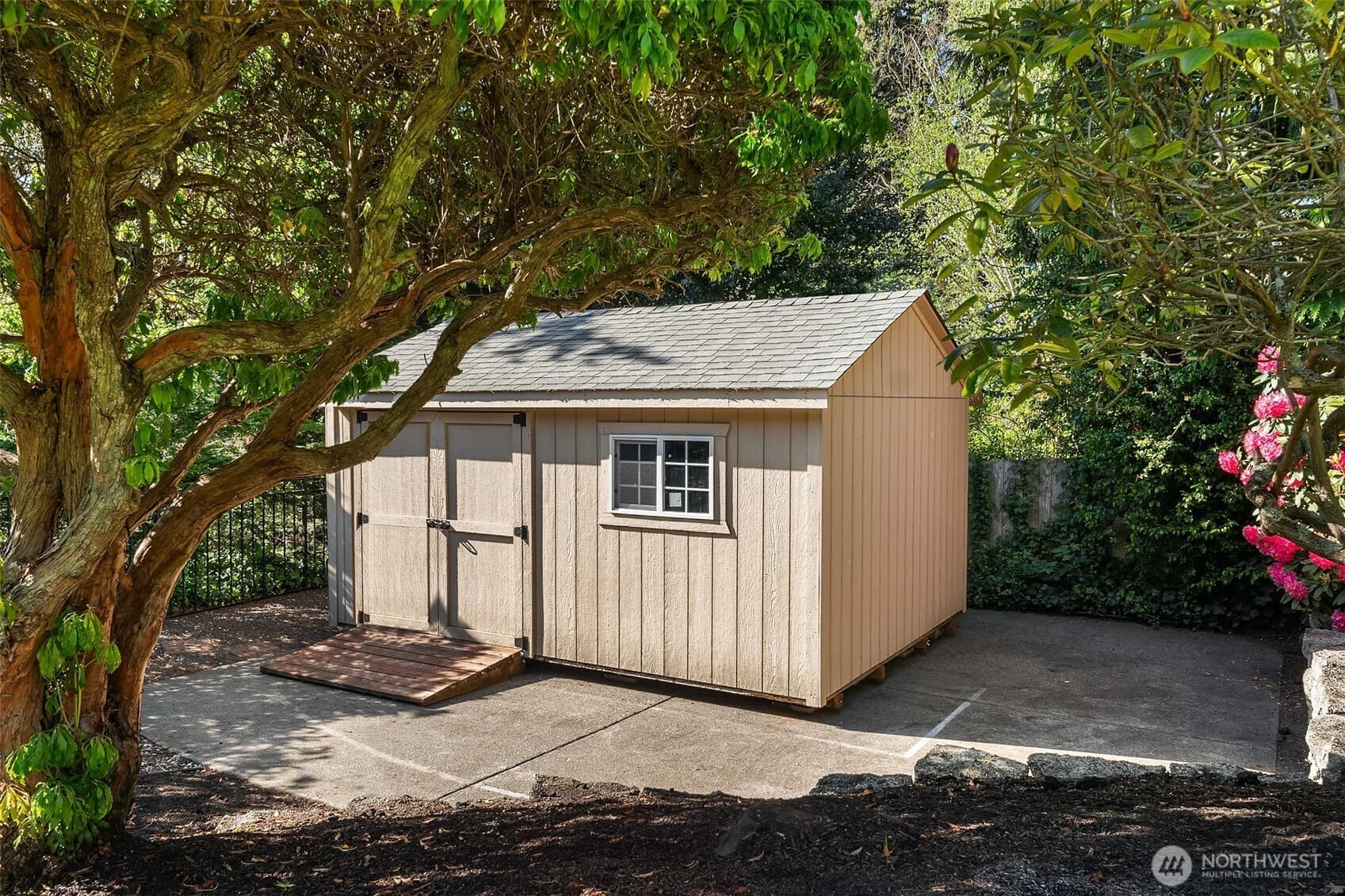 Property photo 40
