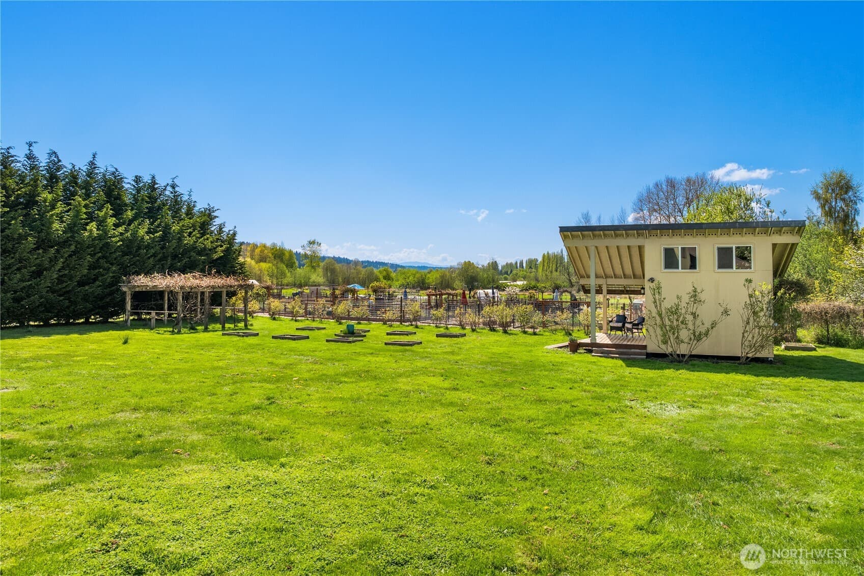 Property photo 34