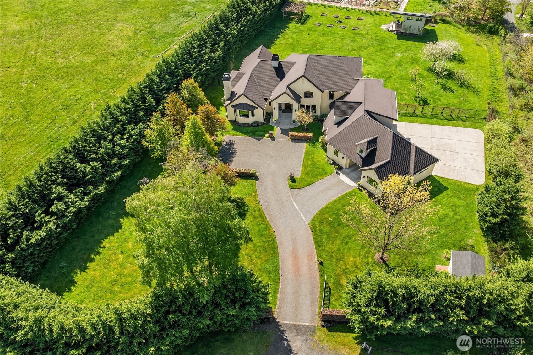 Property photo 35