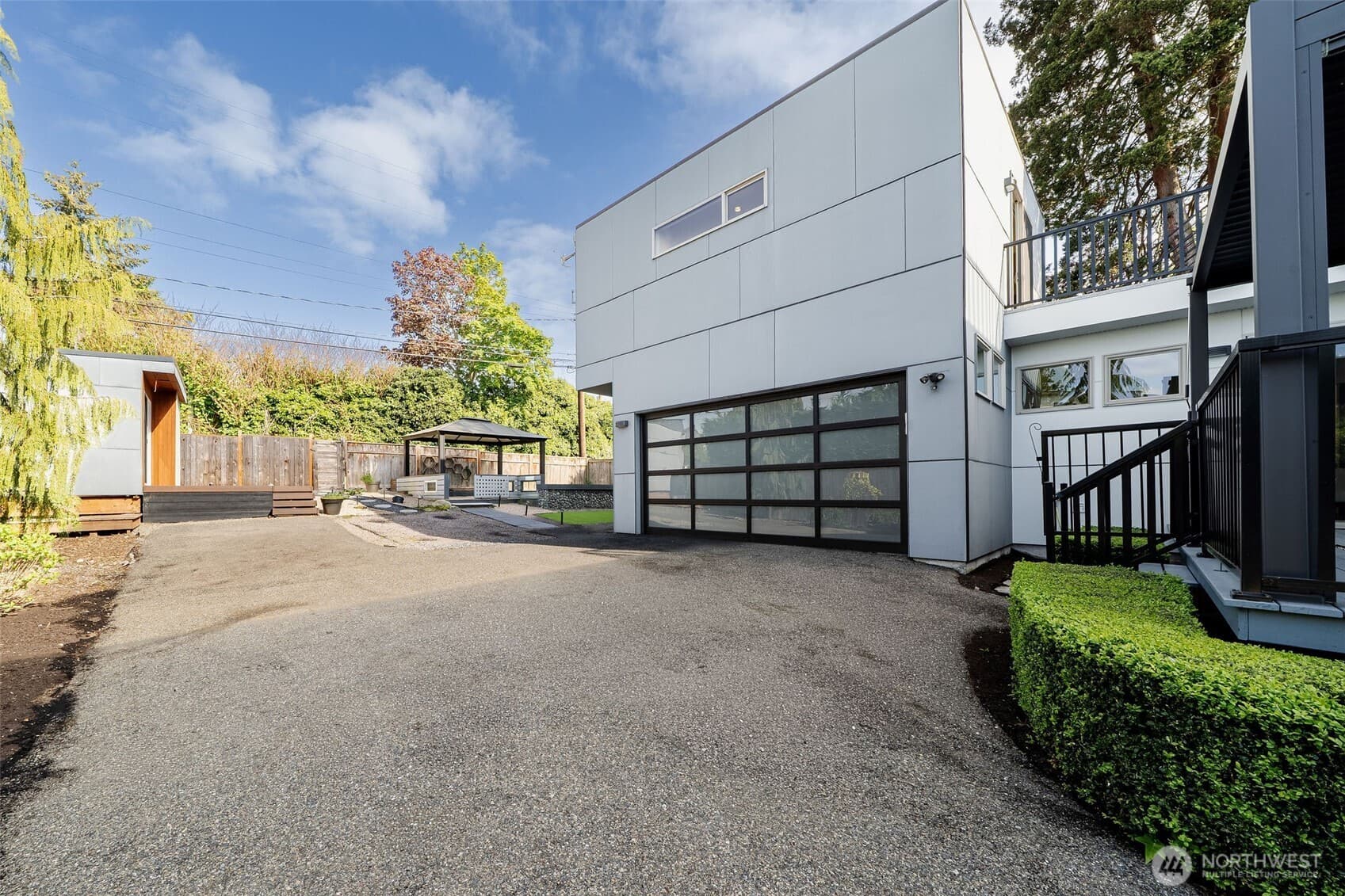 Property photo 33