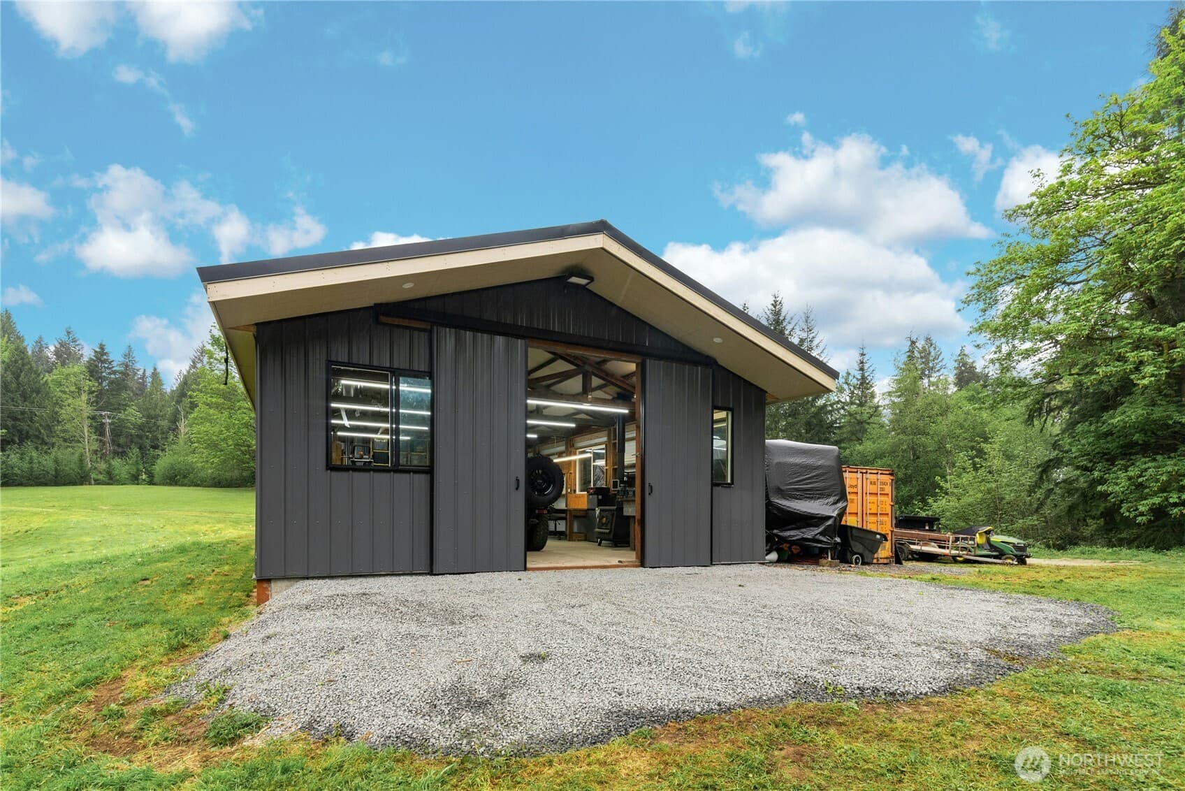 Property photo 23