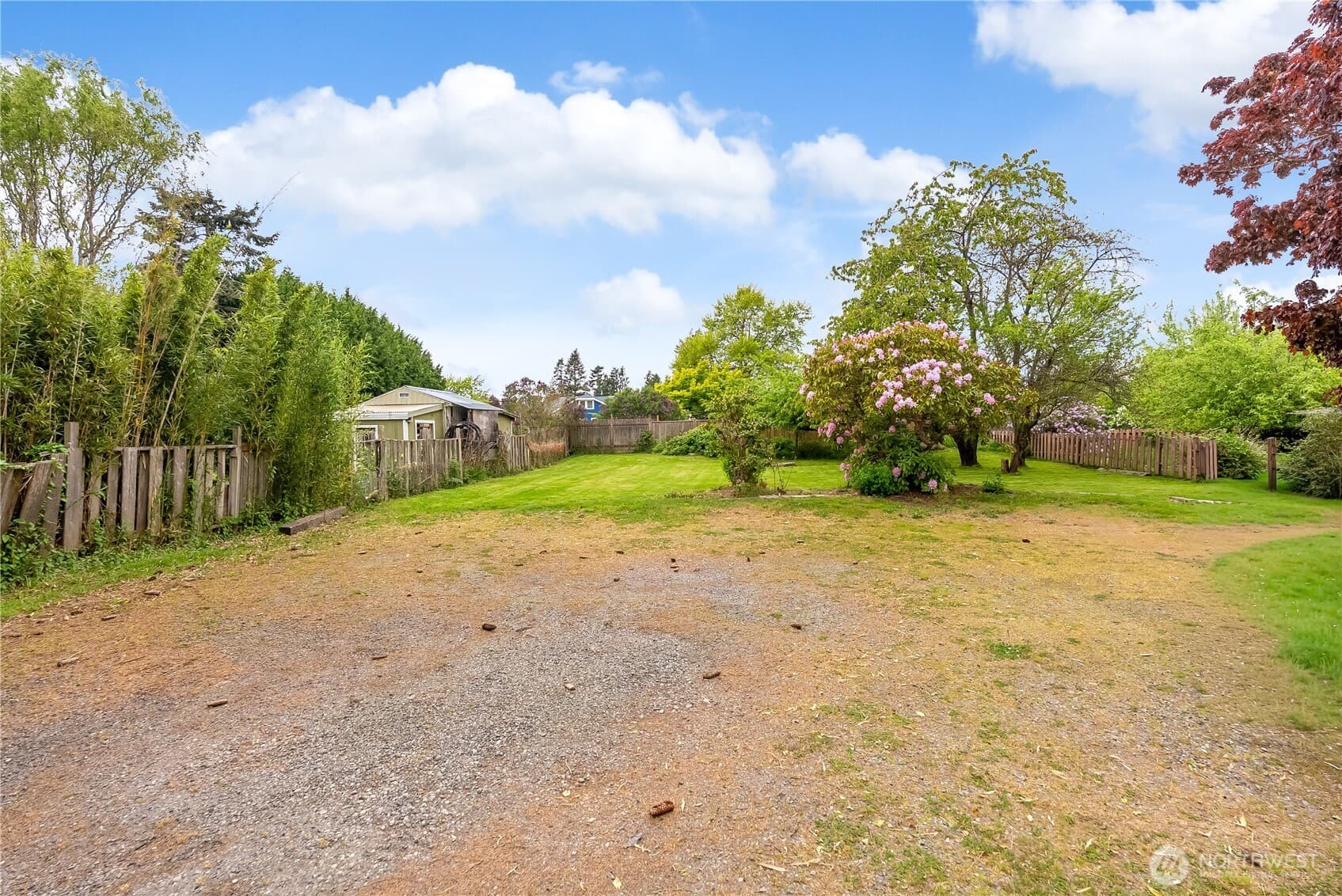 Property photo 33