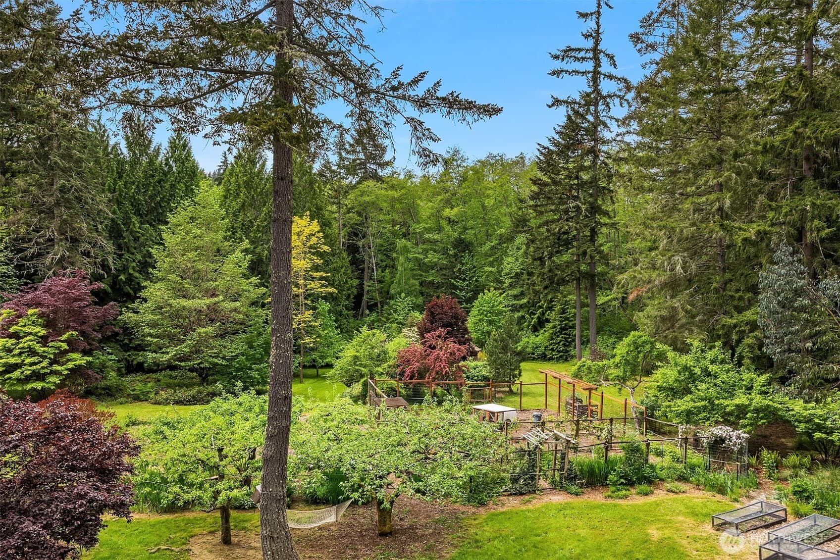 Property photo 31