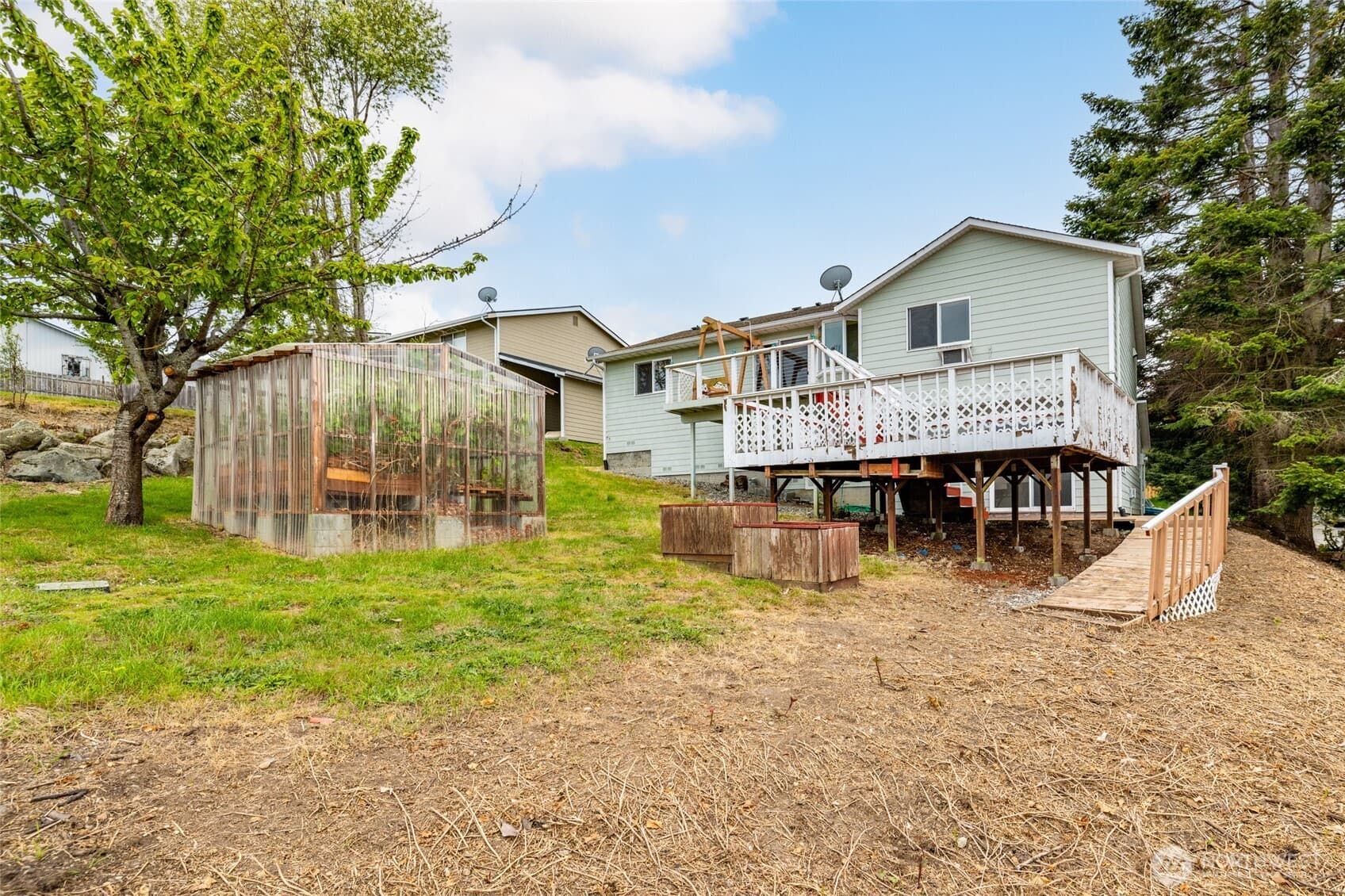 Property photo 33