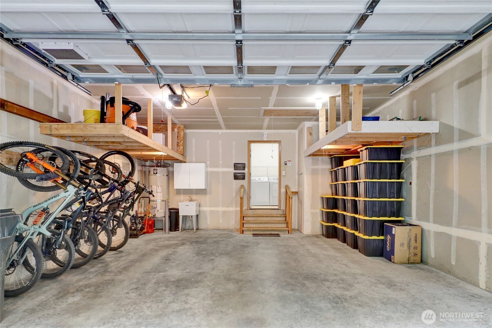 Property photo 35
