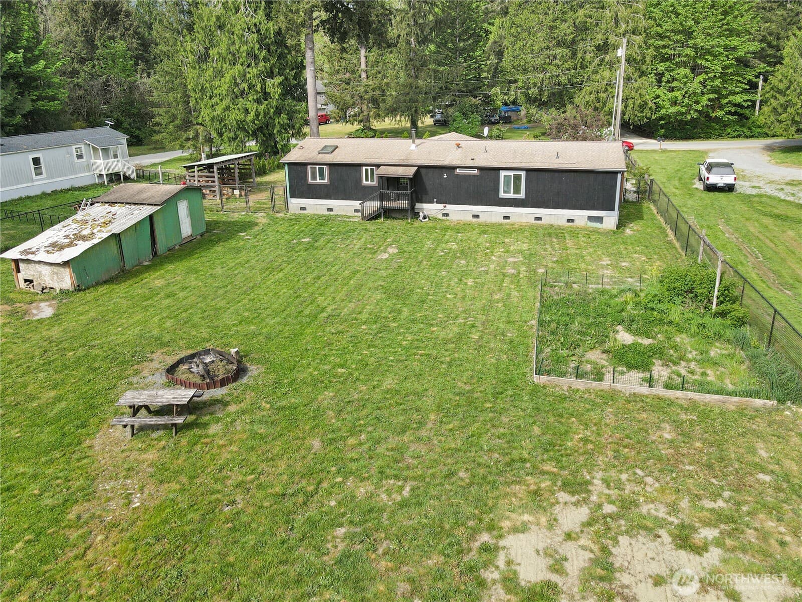 Property photo 33
