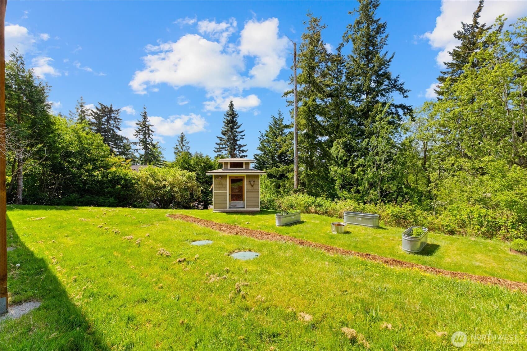 Property photo 35