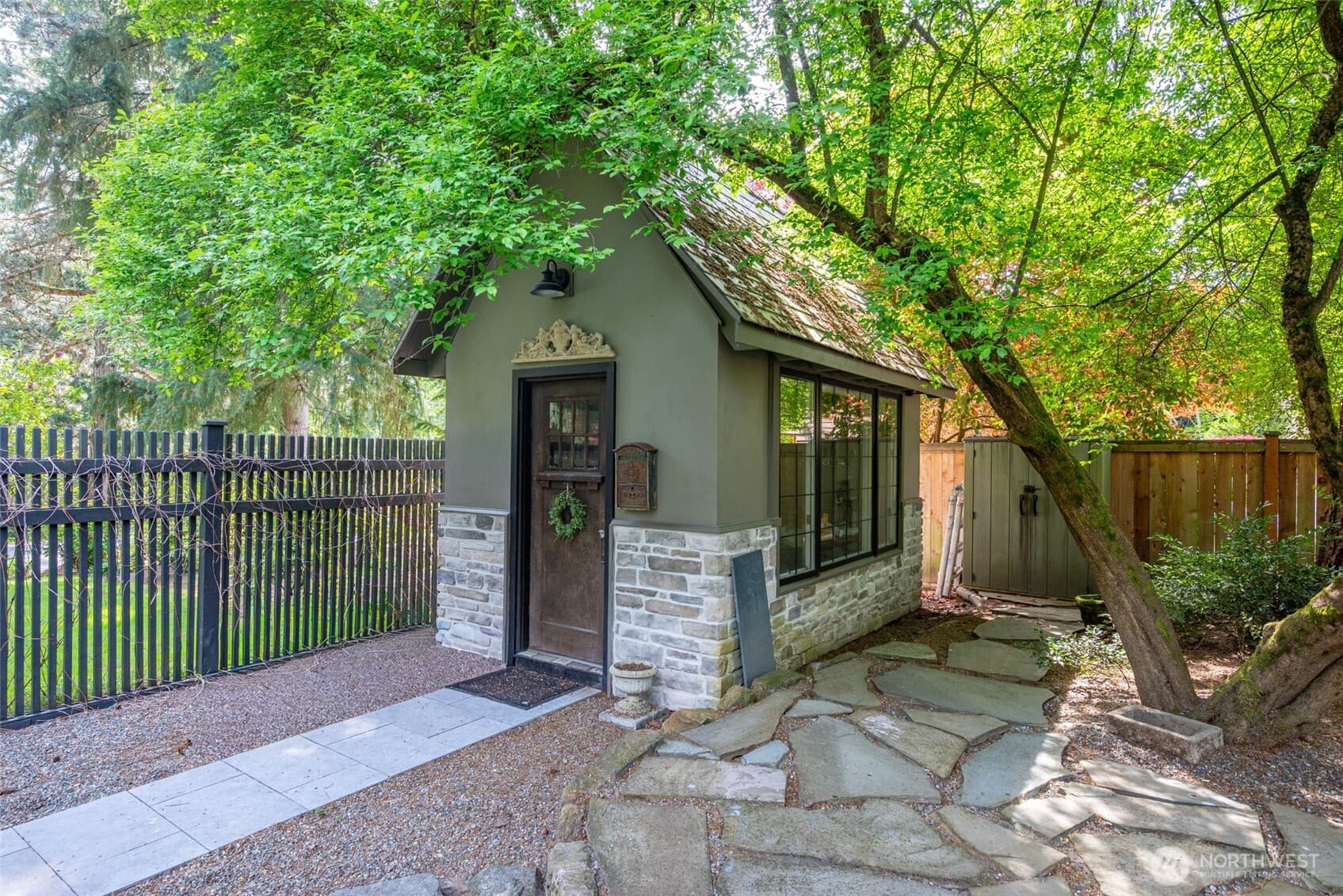 Property photo 36
