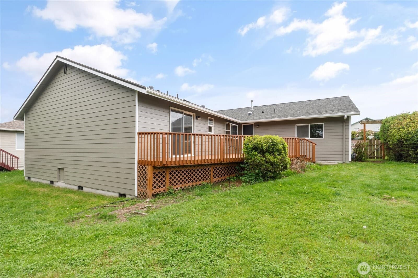 Property photo 32