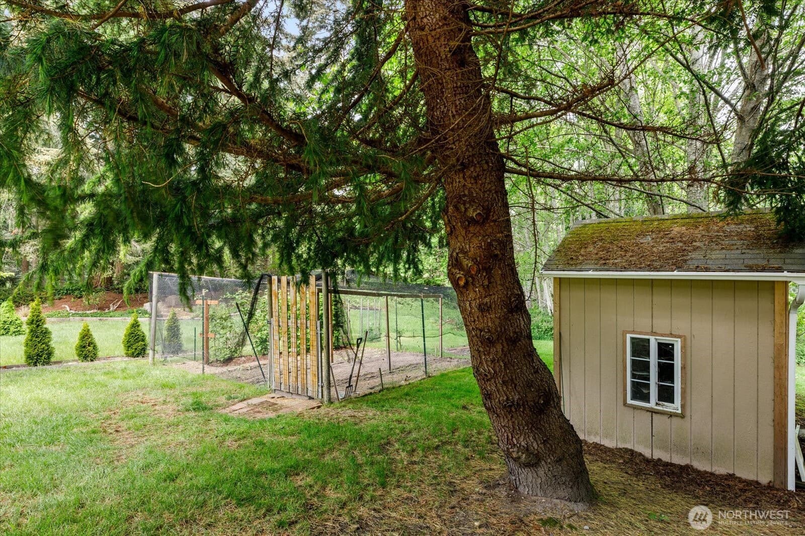 Property photo 28