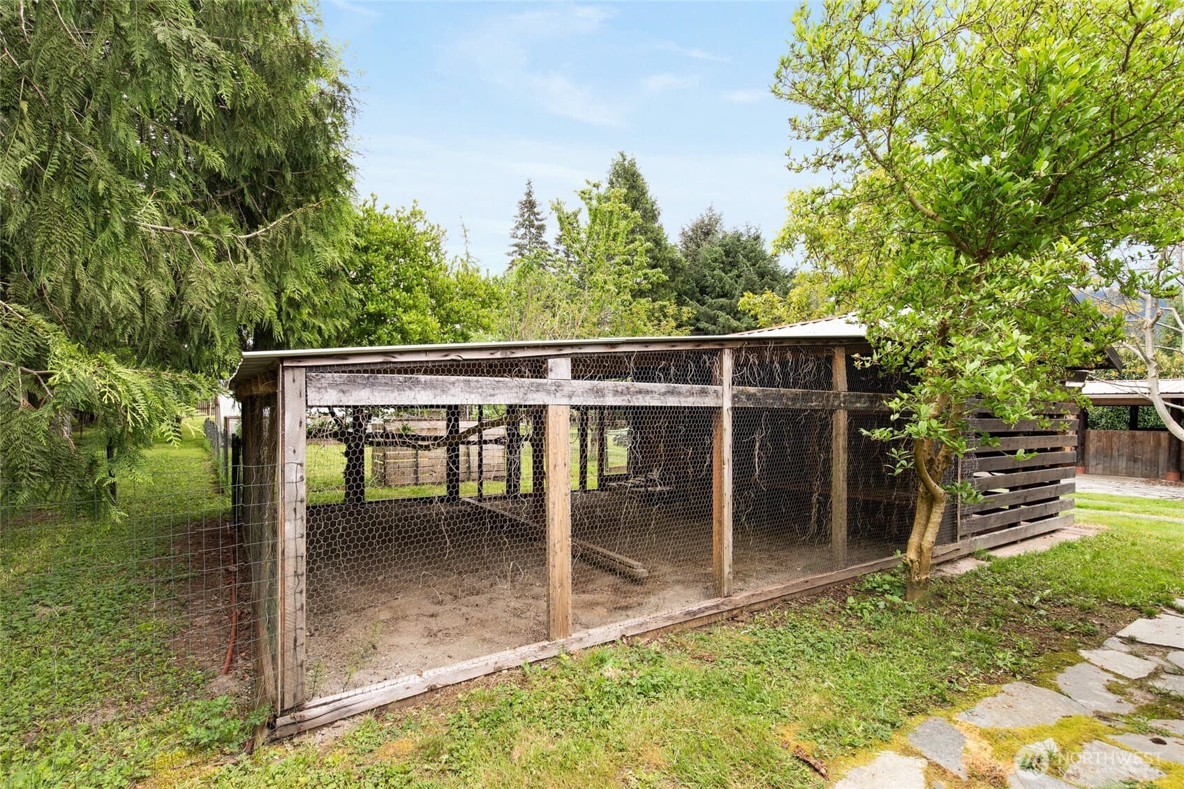 Property photo 31
