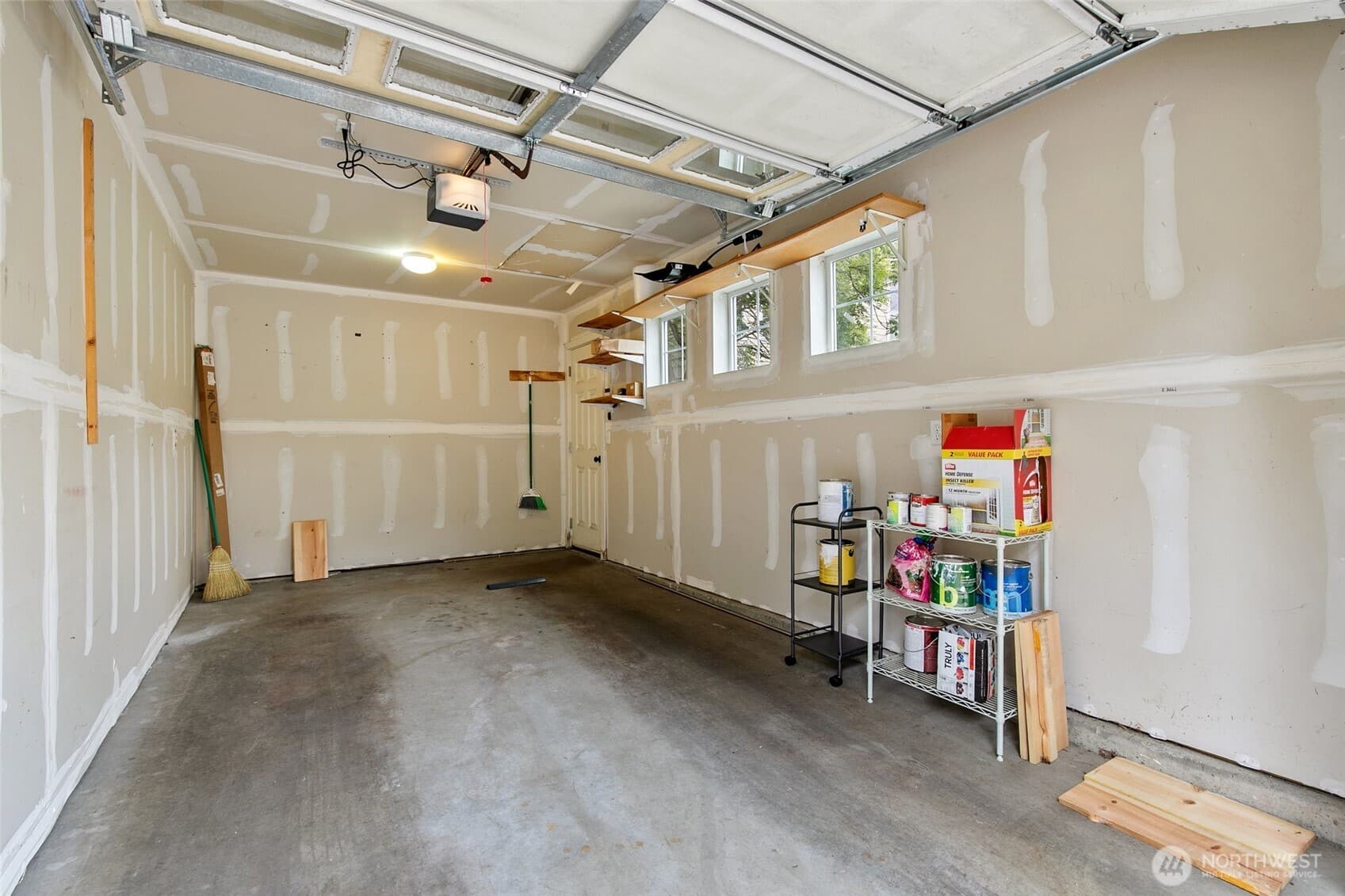 Property photo 32