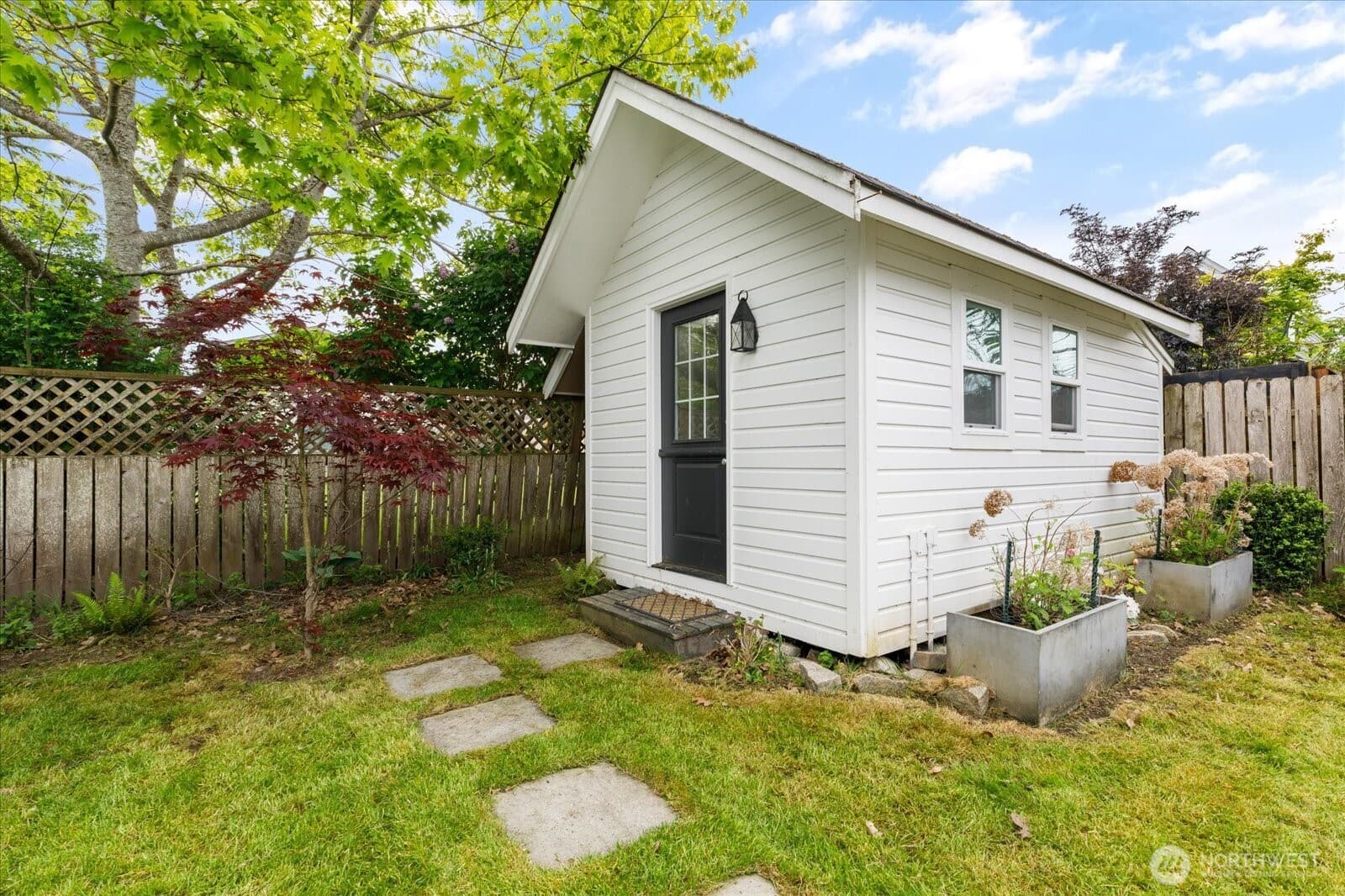 Property photo 35