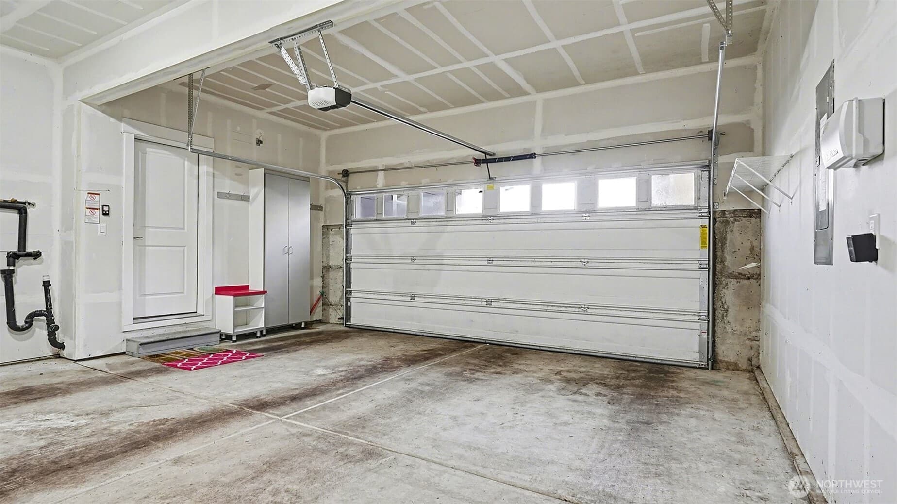 Property photo 33