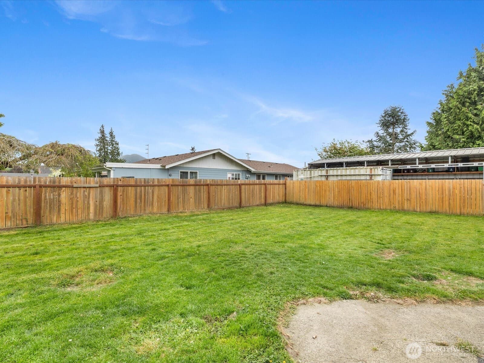 Property photo 28