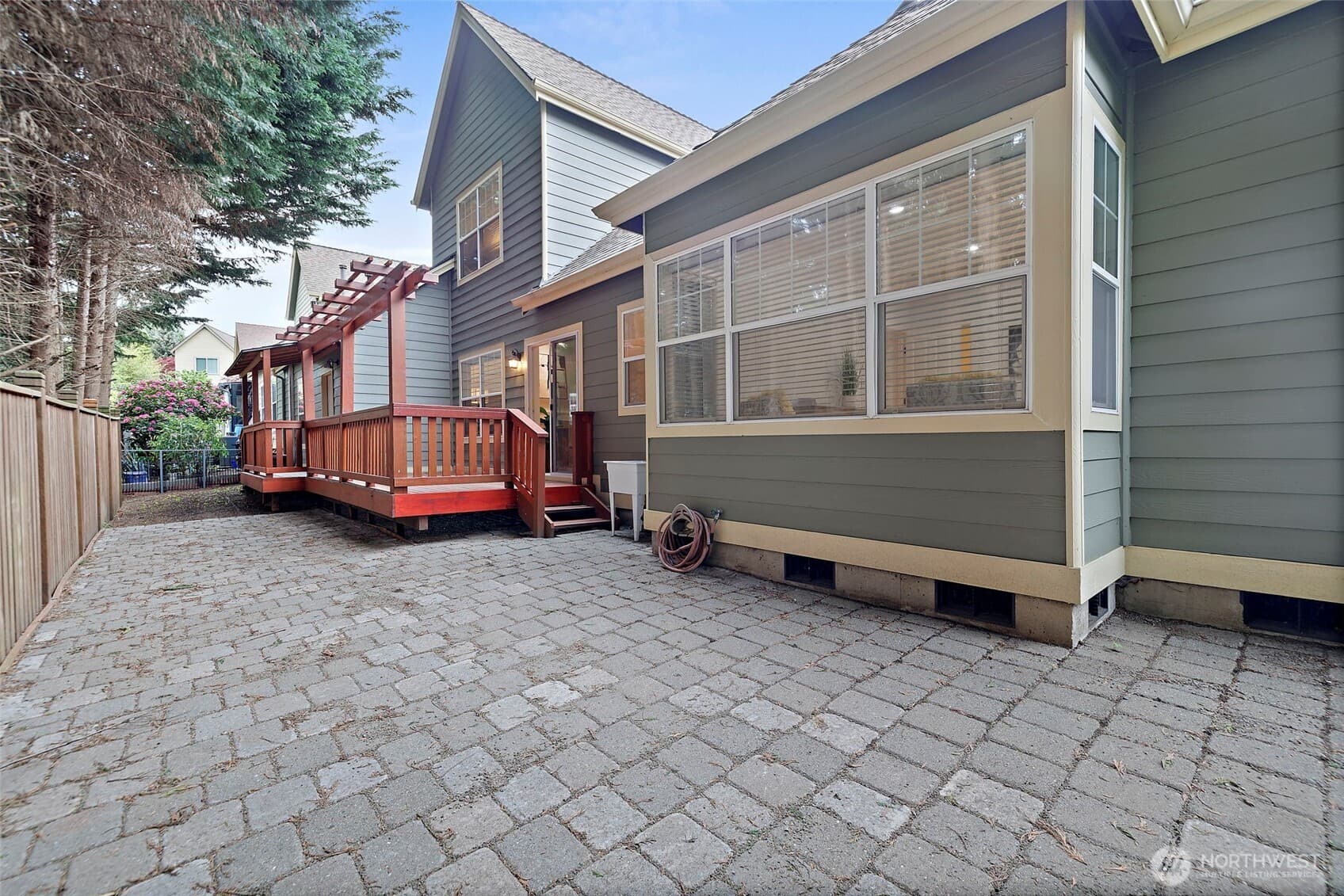 Property photo 35