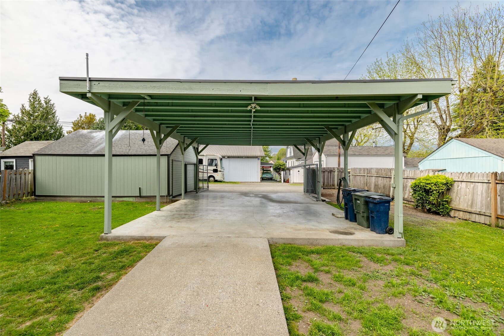 Property photo 31