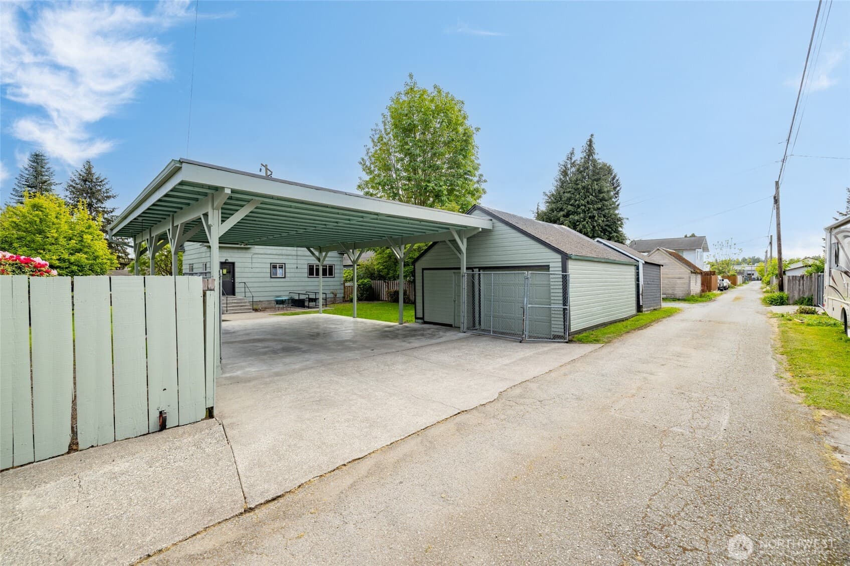 Property photo 32