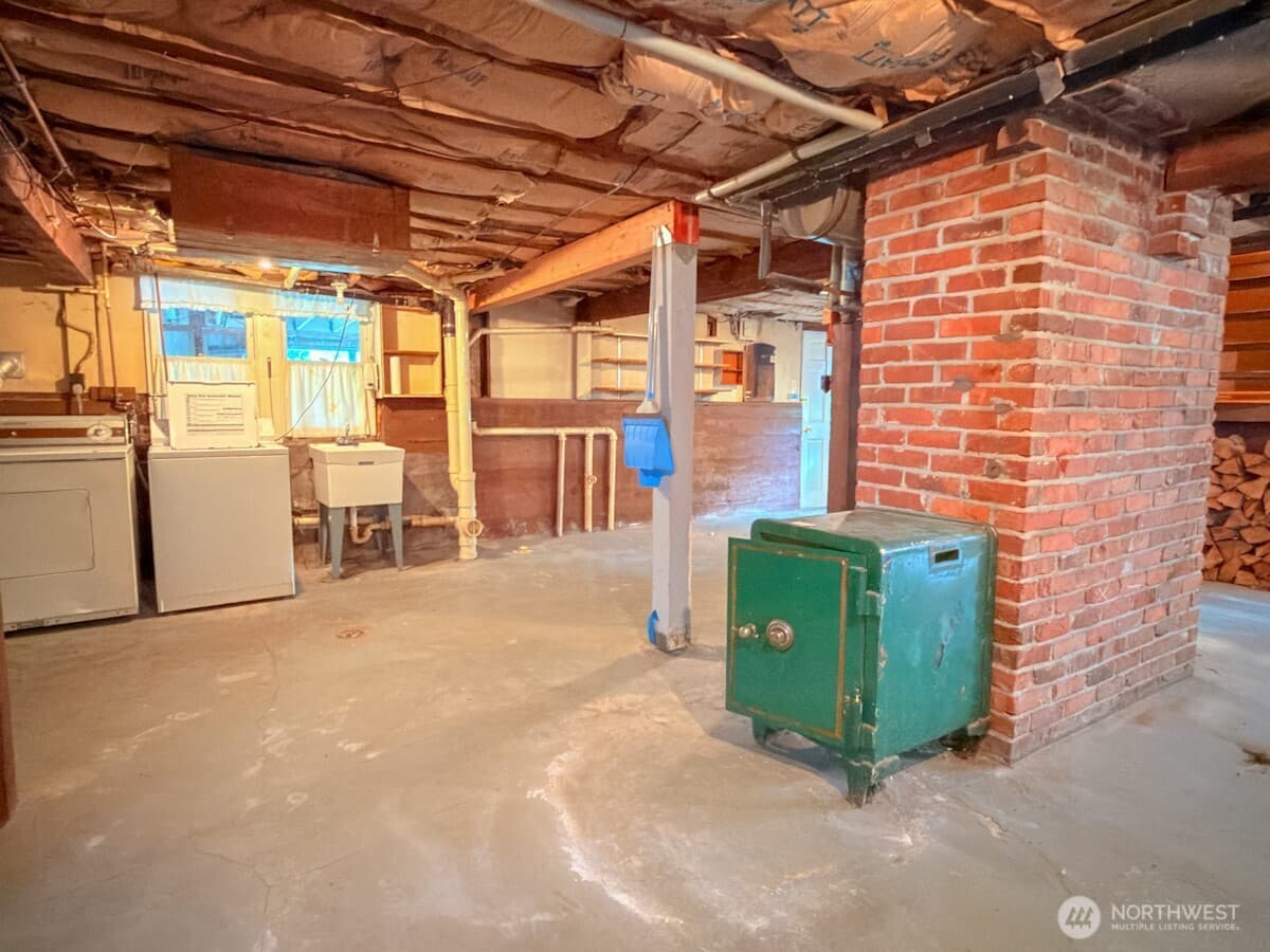 Property photo 33