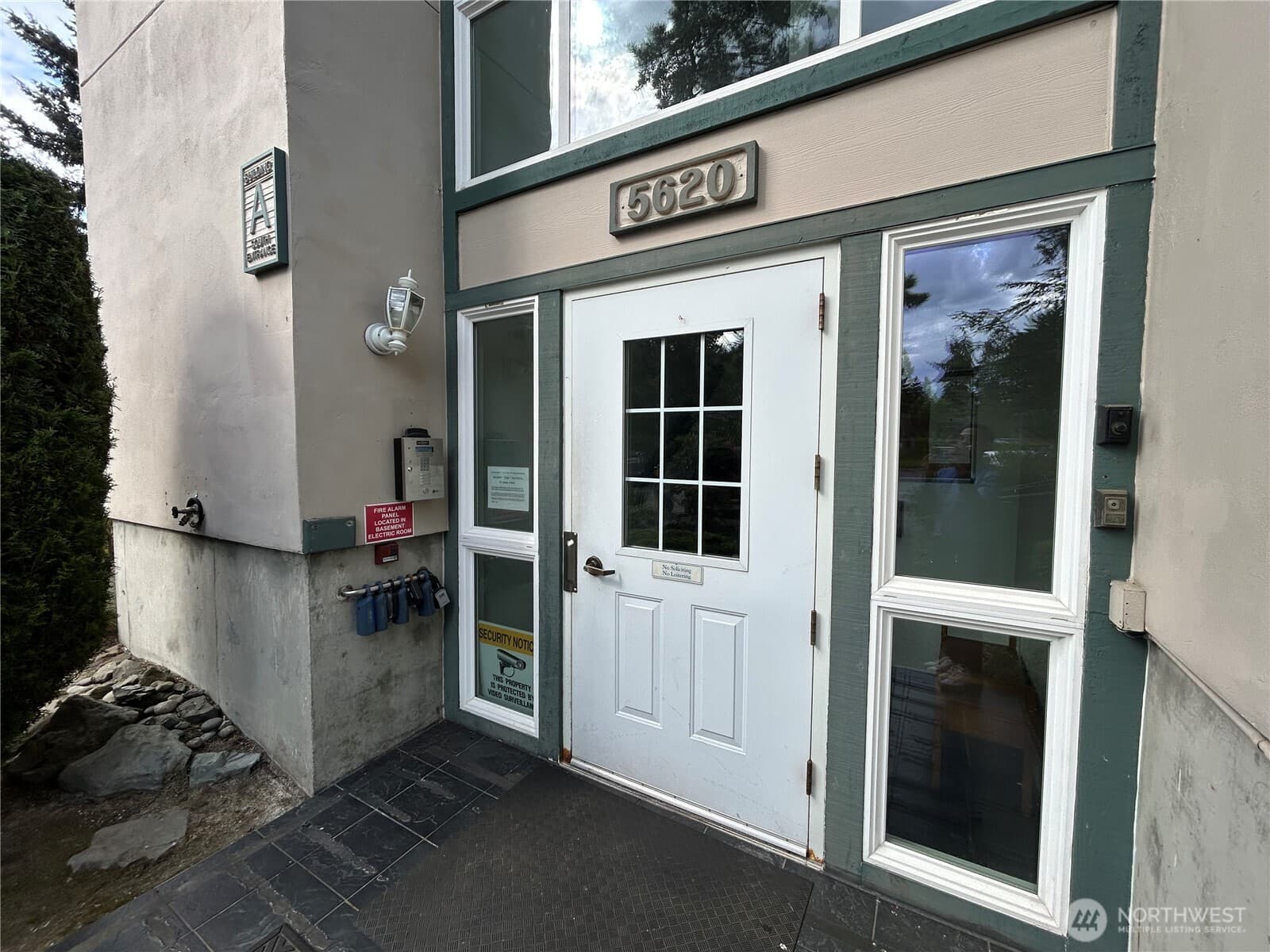Property photo 32