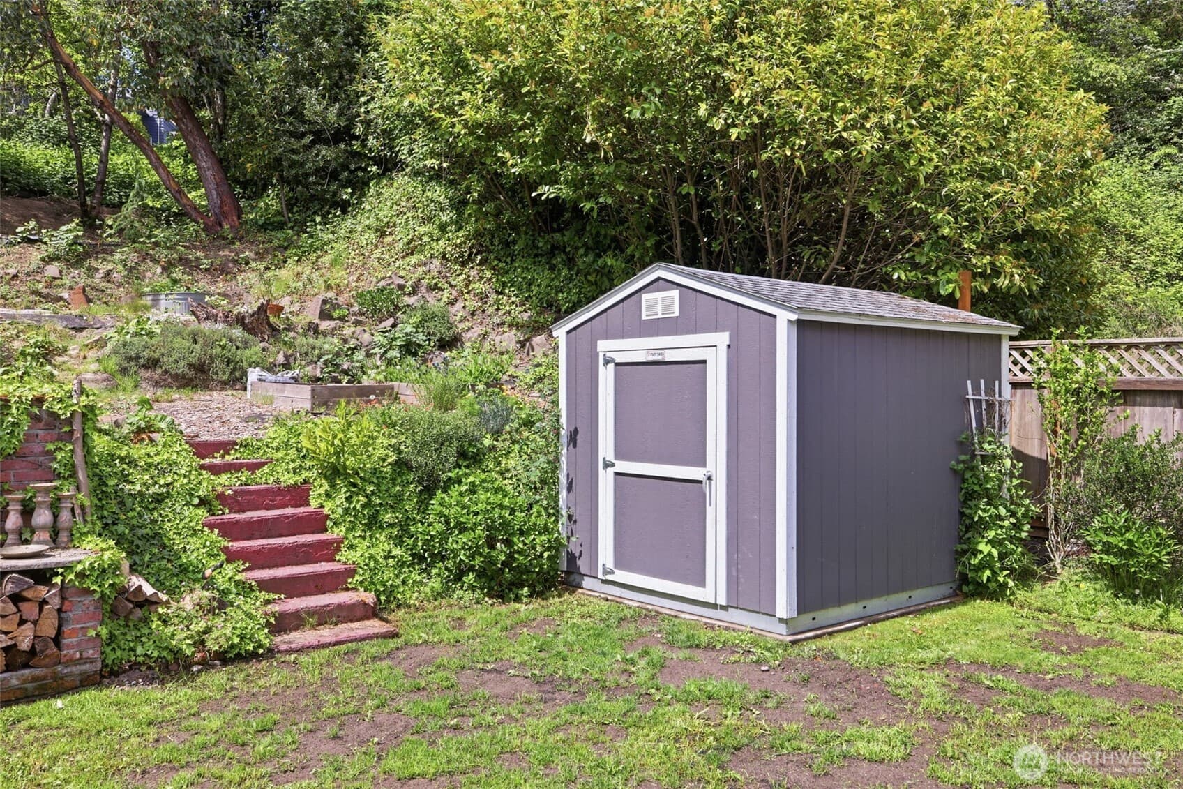 Property photo 32