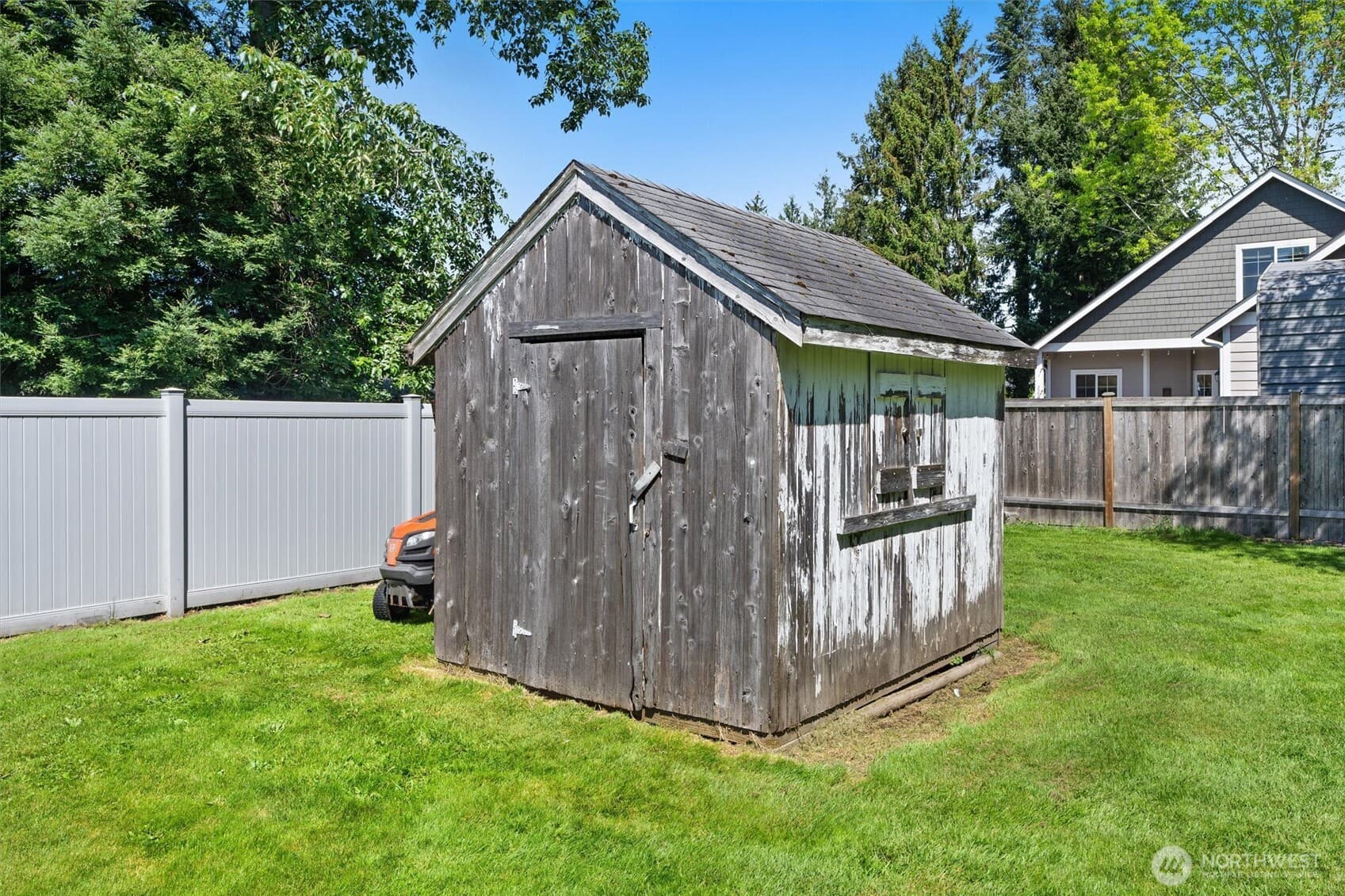 Property photo 33