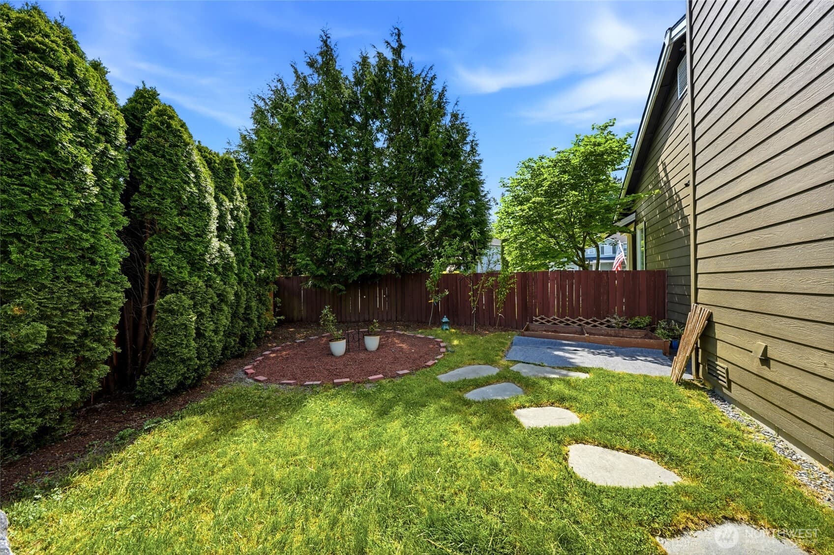 Property photo 35