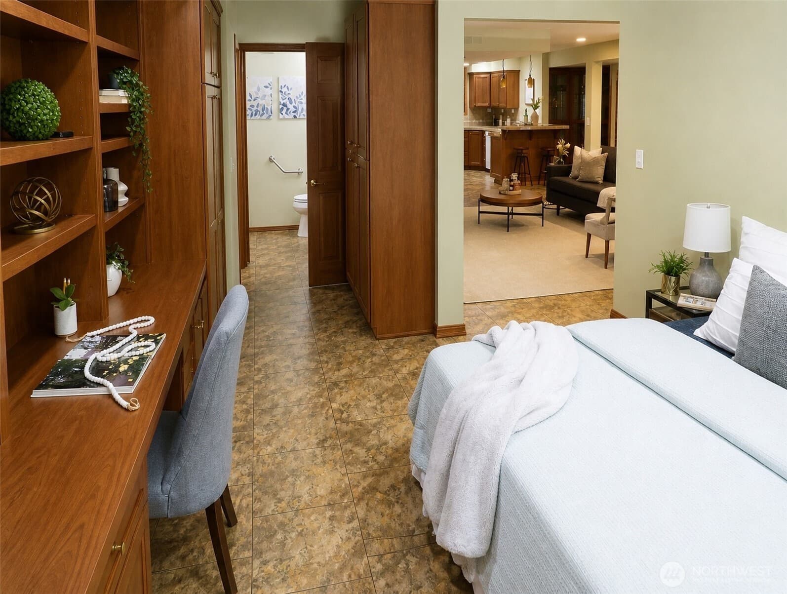 Property photo 32