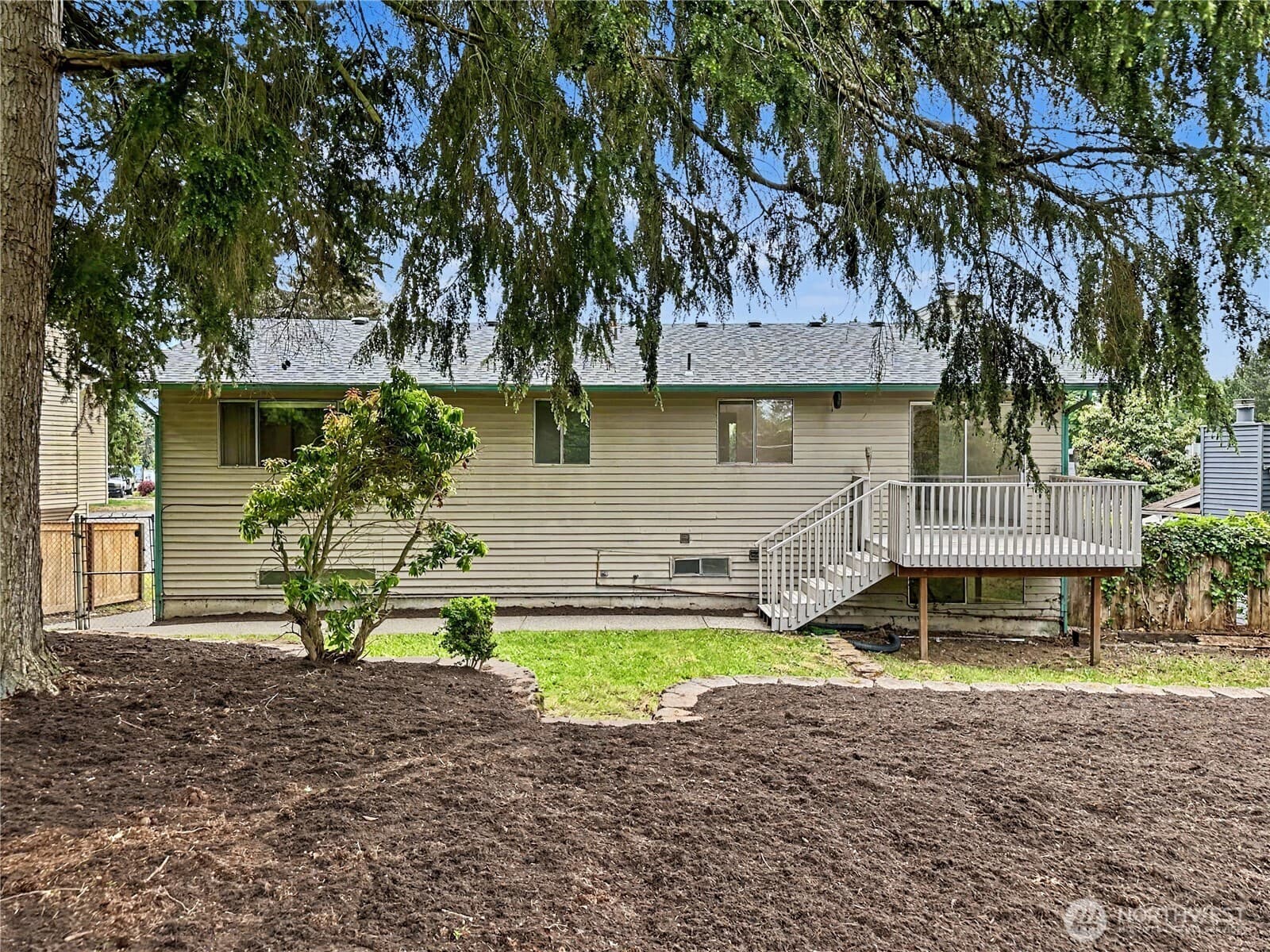 Property photo 32