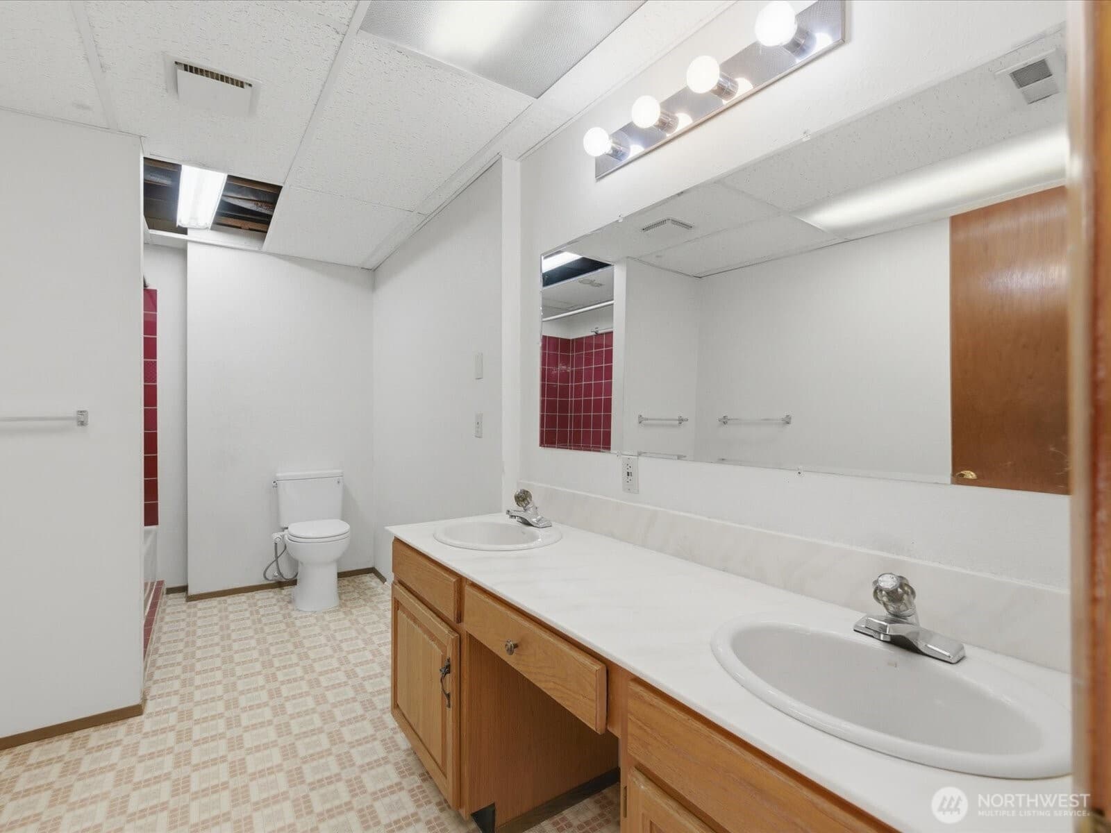 Property photo 40