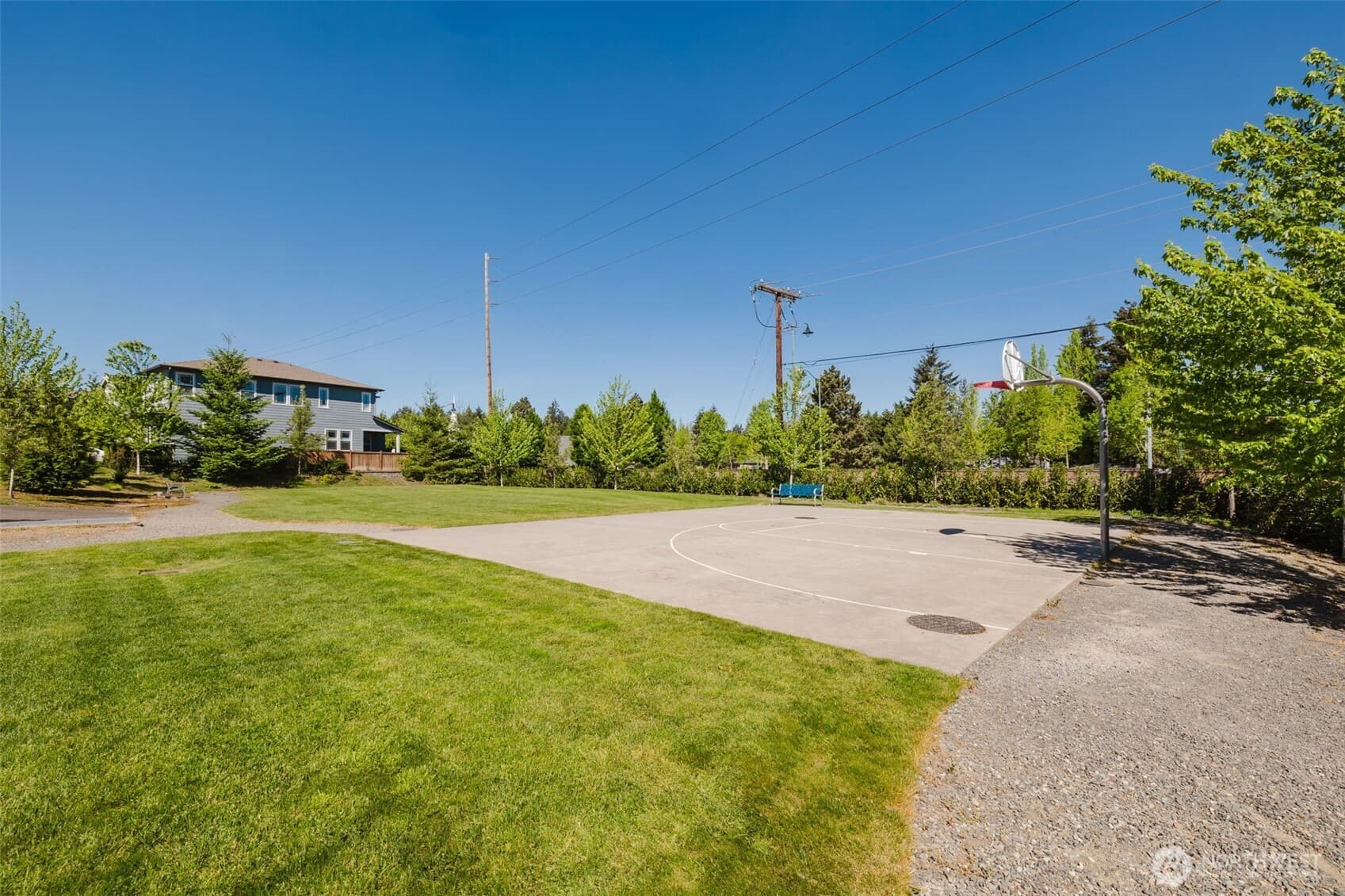 Property photo 35