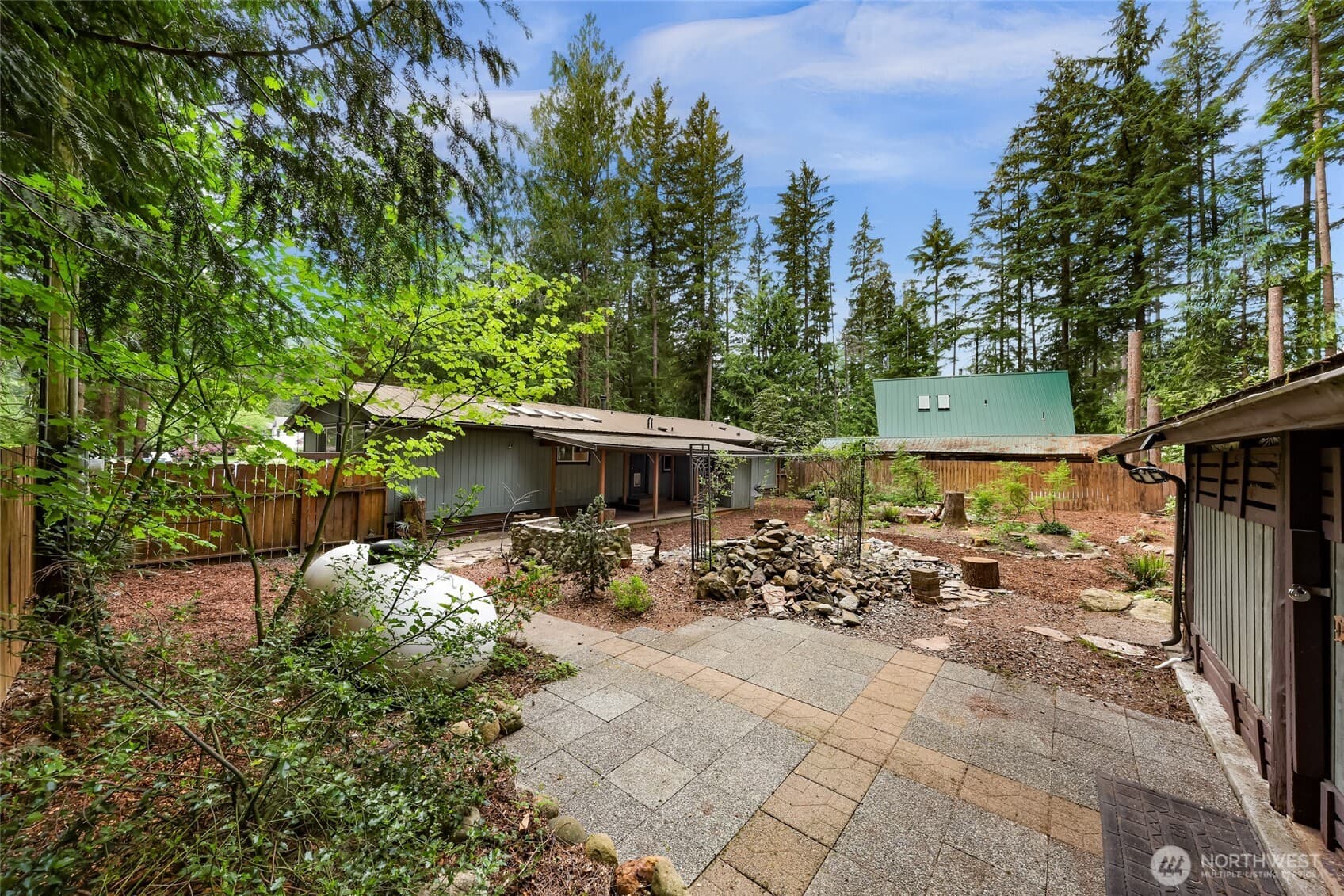 Property photo 28