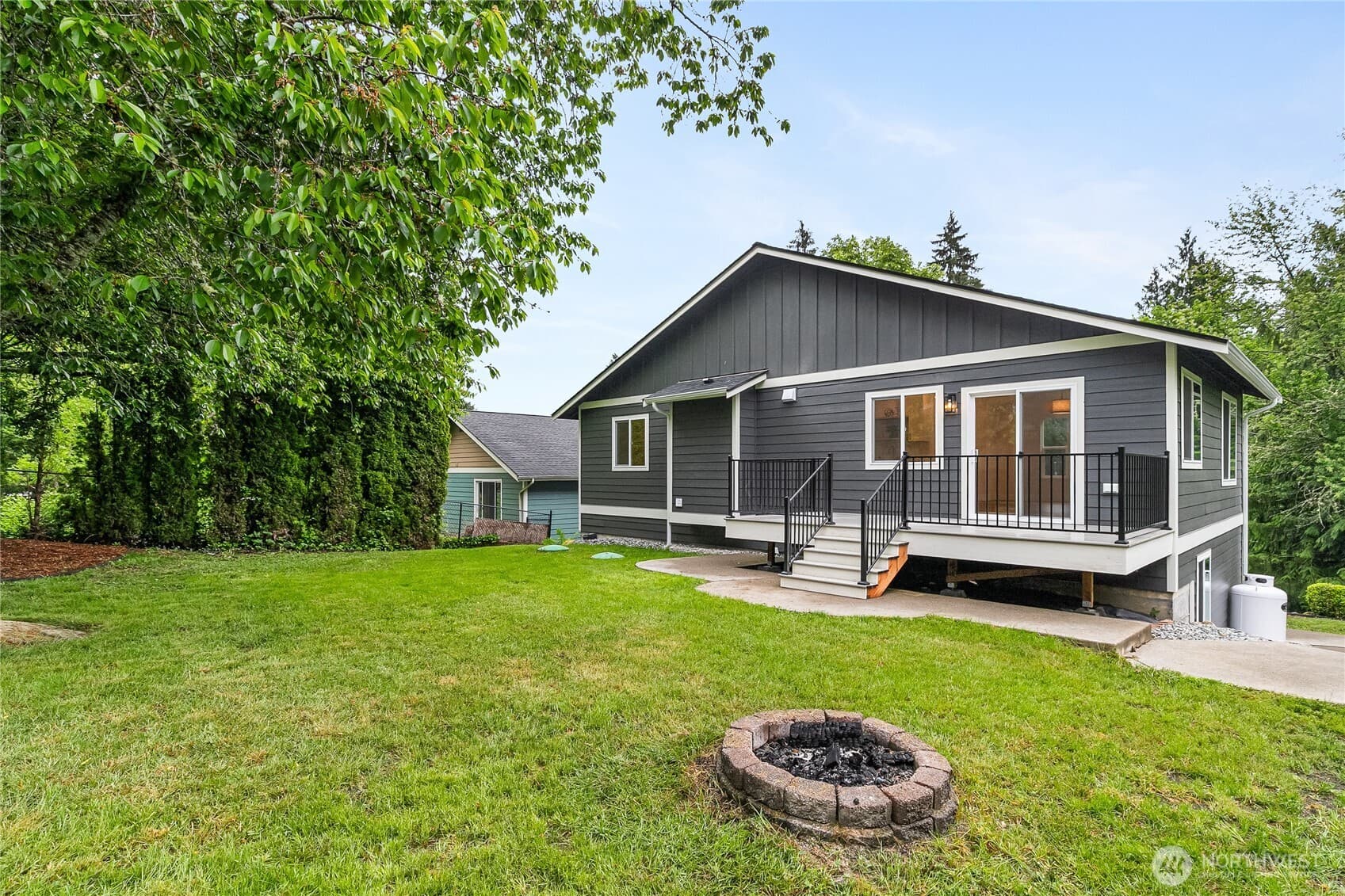 Property photo 32