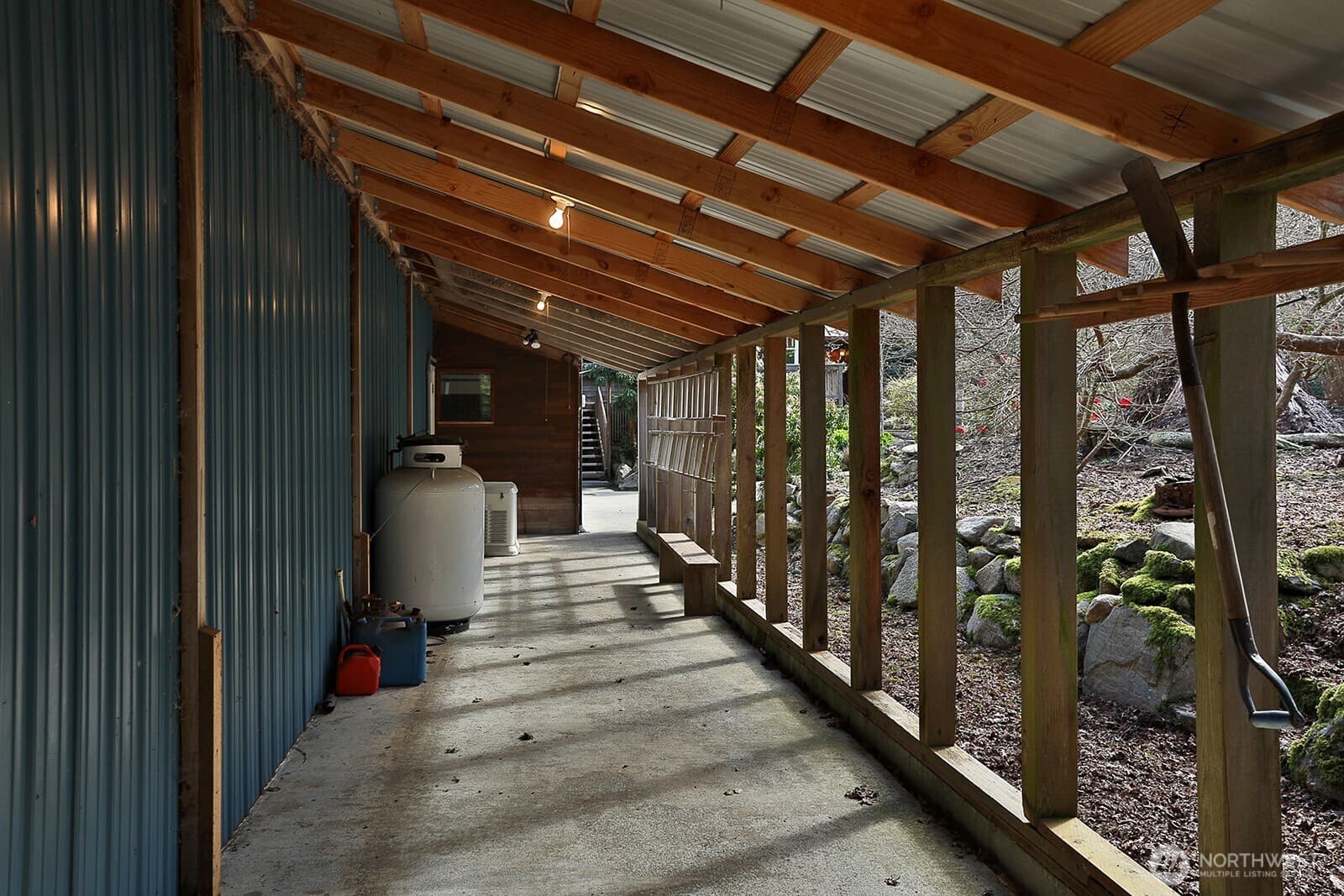 Property photo 32