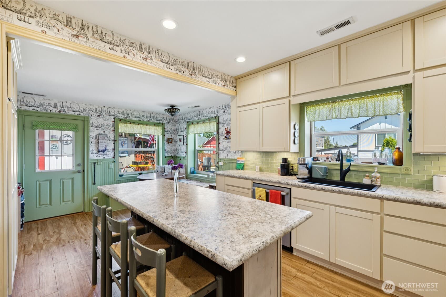 Property photo 11