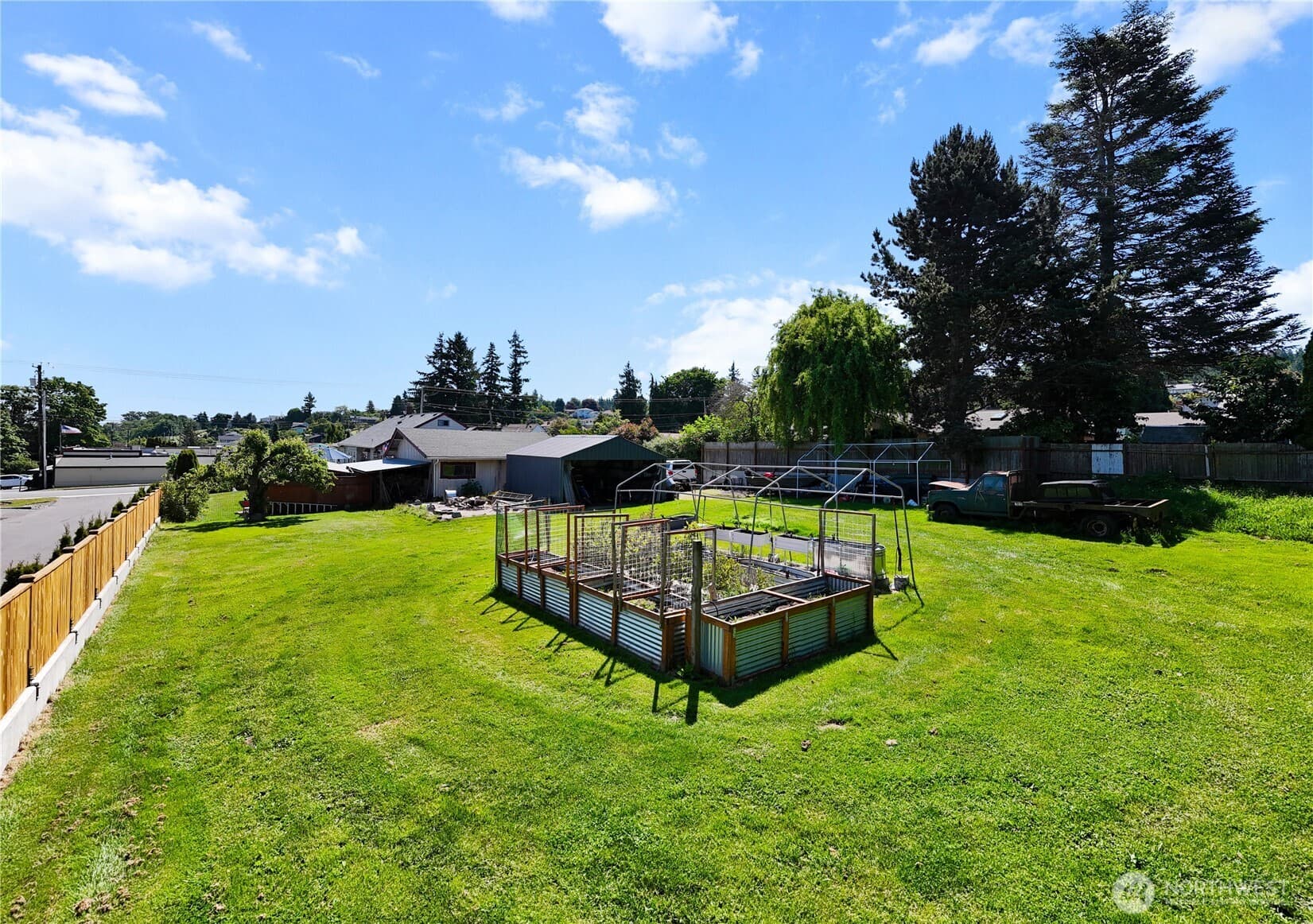 Property photo 32
